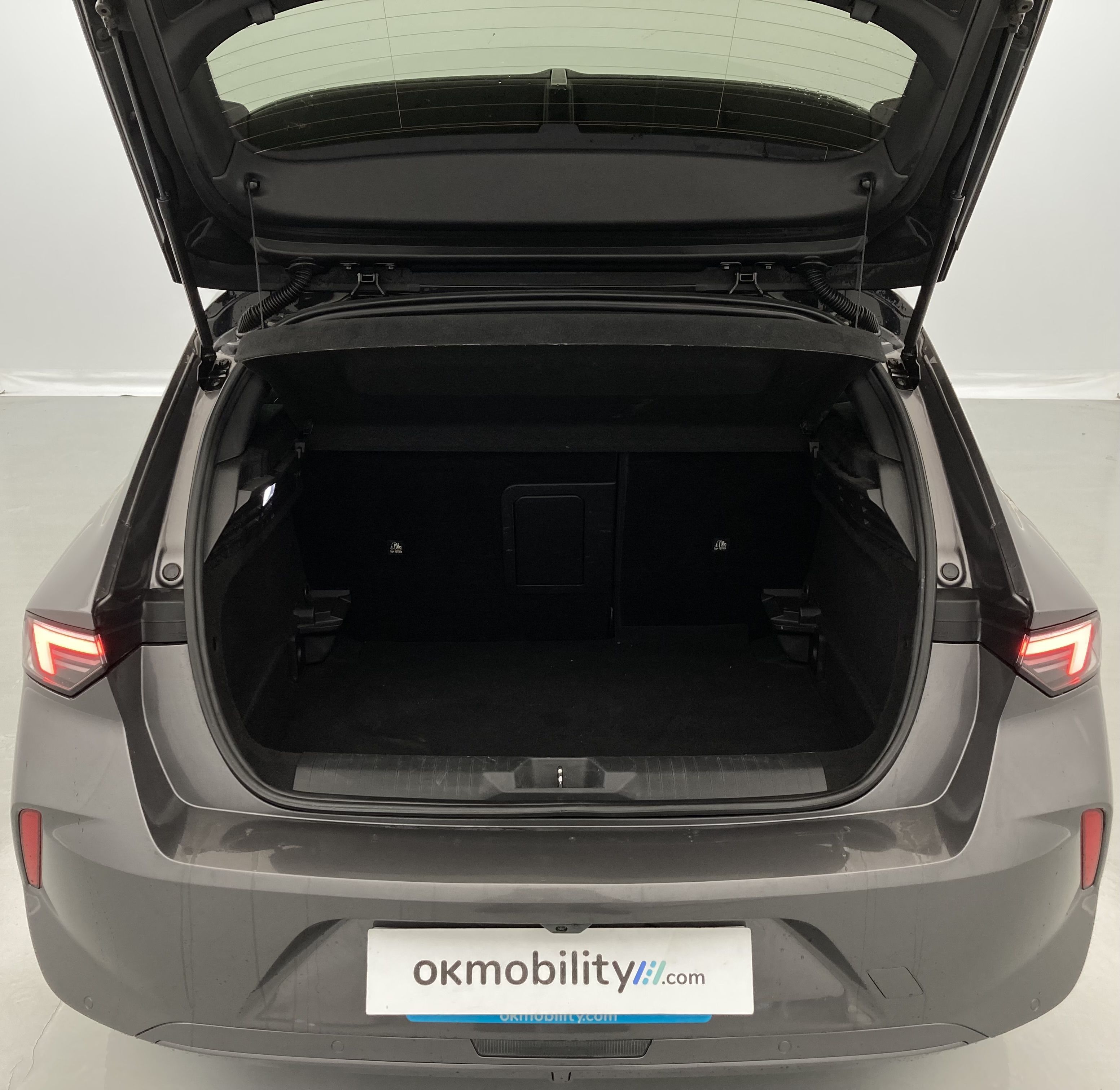 opel astra gs 1.2T 130 AT 2023 vulkan grey 22