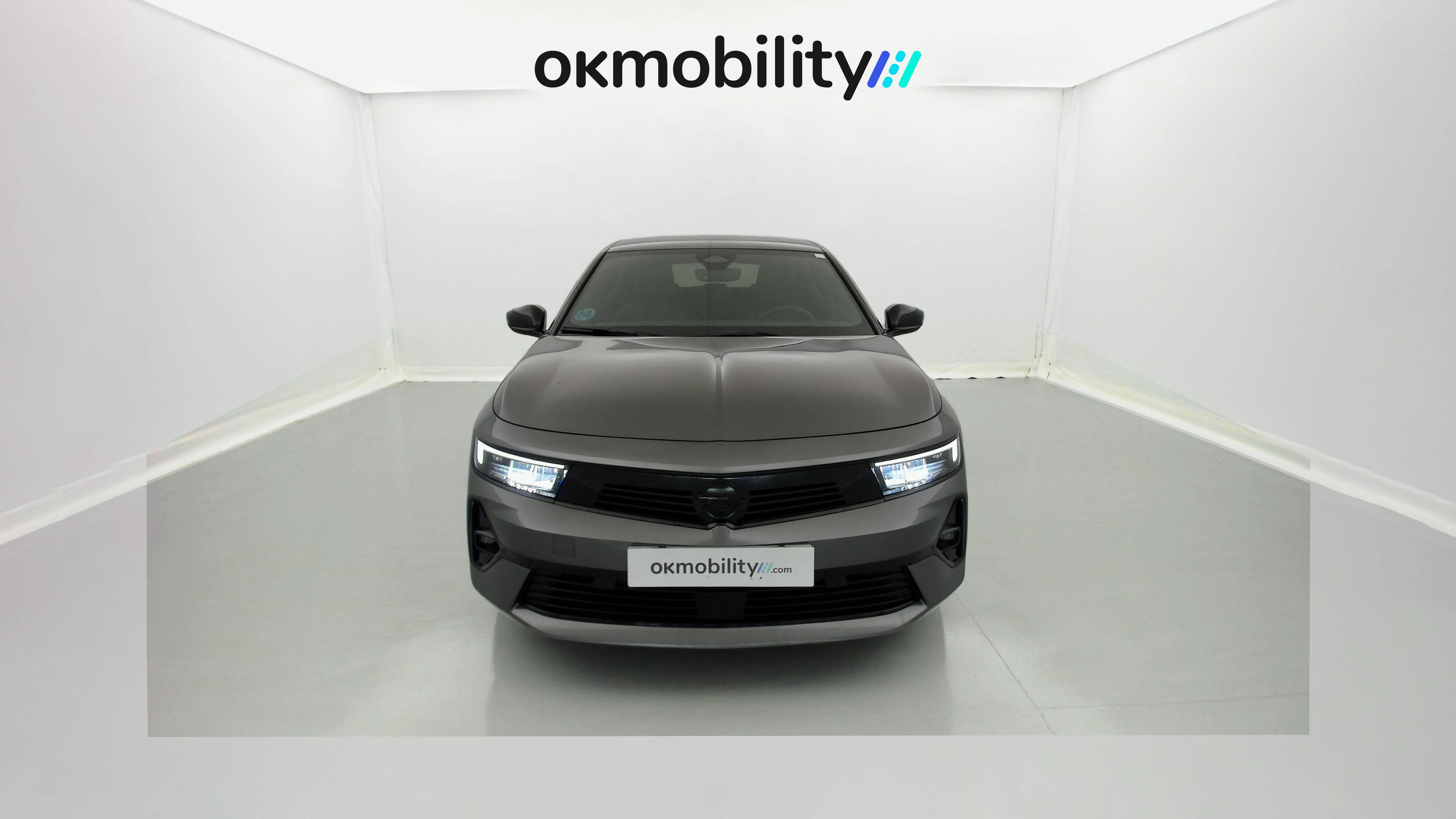 opel astra gs 1.2T 130 AT 2023 vulkan grey 2