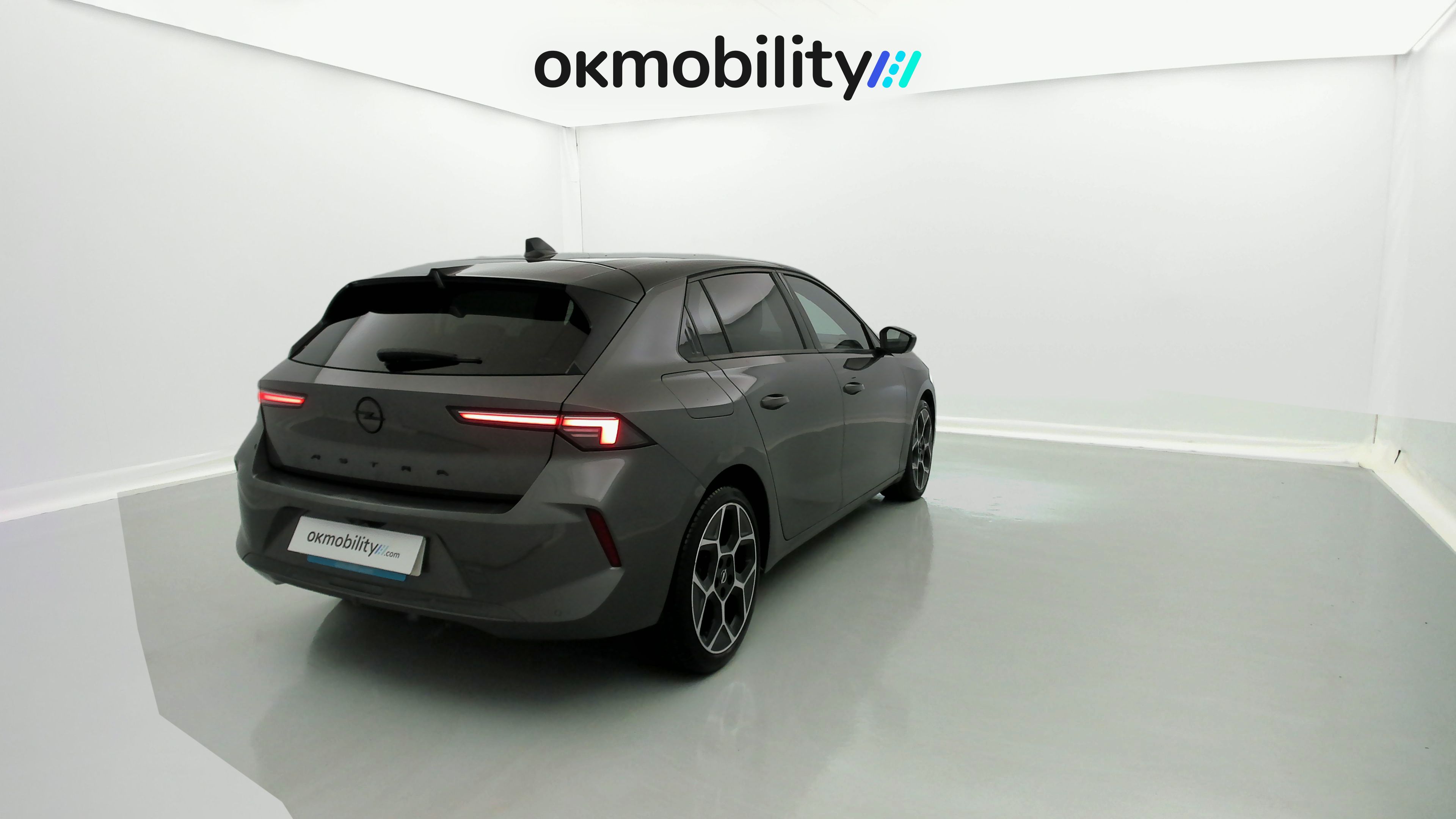 opel astra gs 1.2T 130 AT 2023 vulkan grey 11