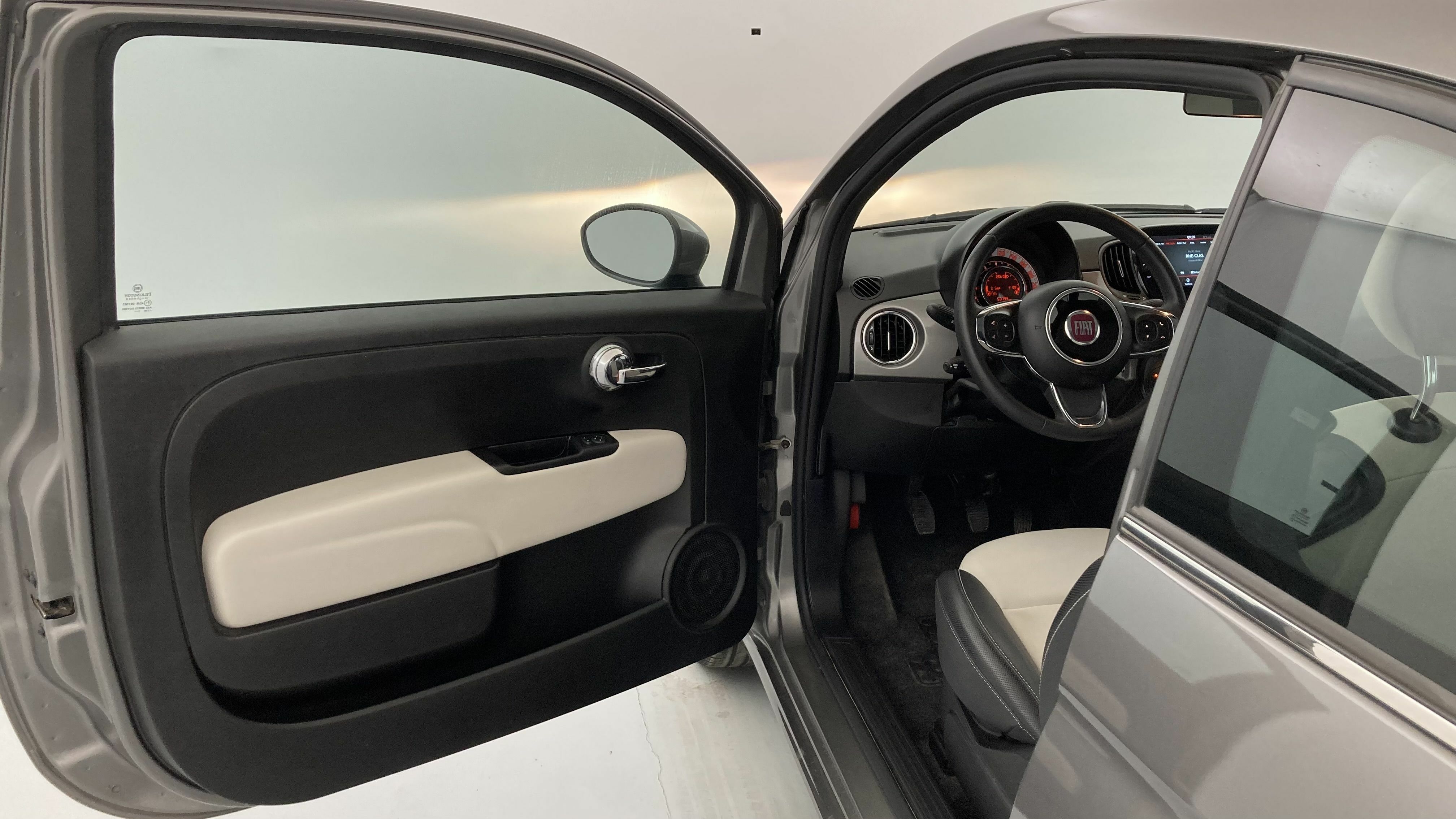 fiat 500 dolcevita 1.0 HYBRID 70 MHEV 2023 gris pompei 13
