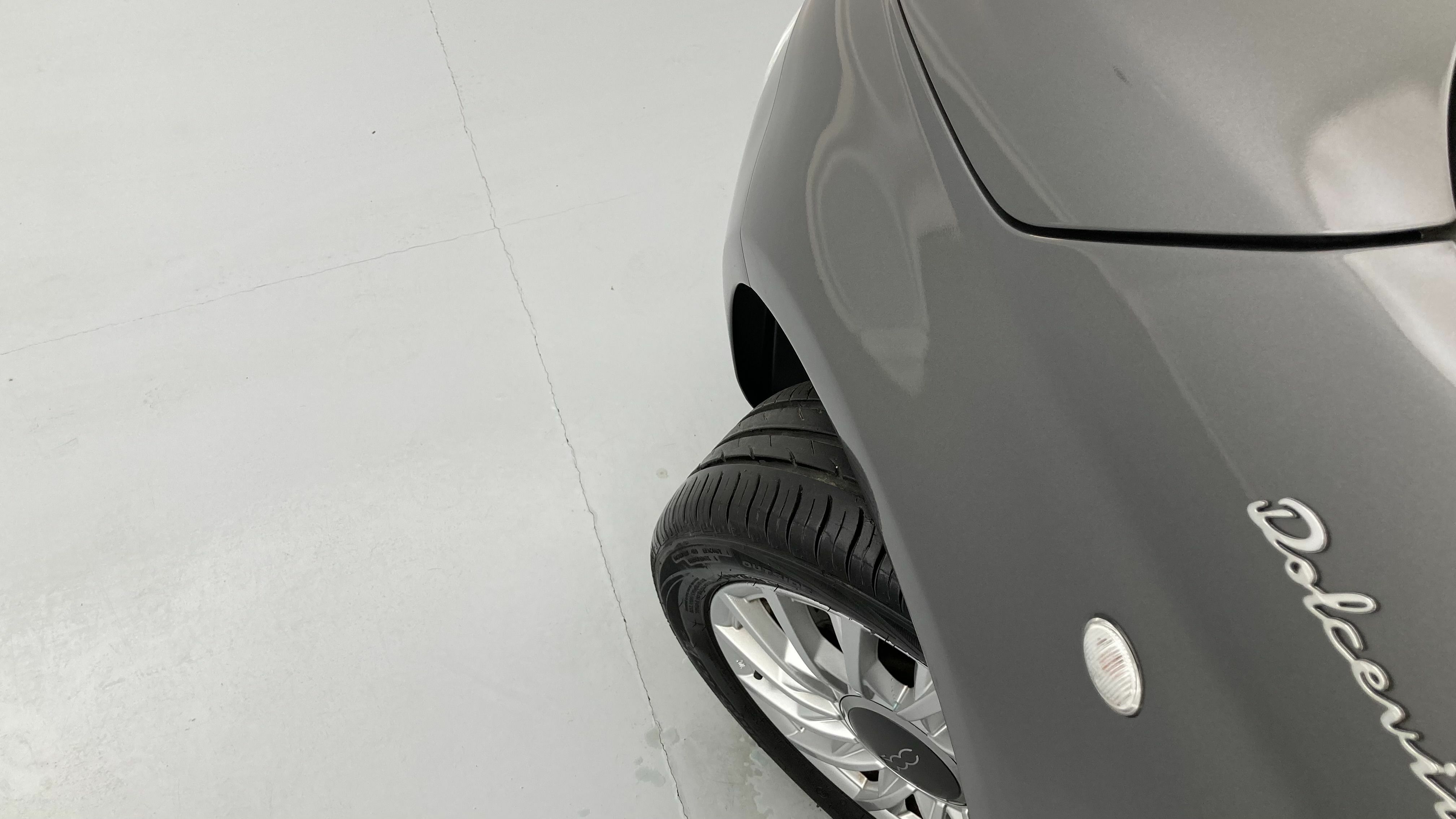 fiat 500 dolcevita 1.0 HYBRID 70 MHEV 2023 gris pompei 28