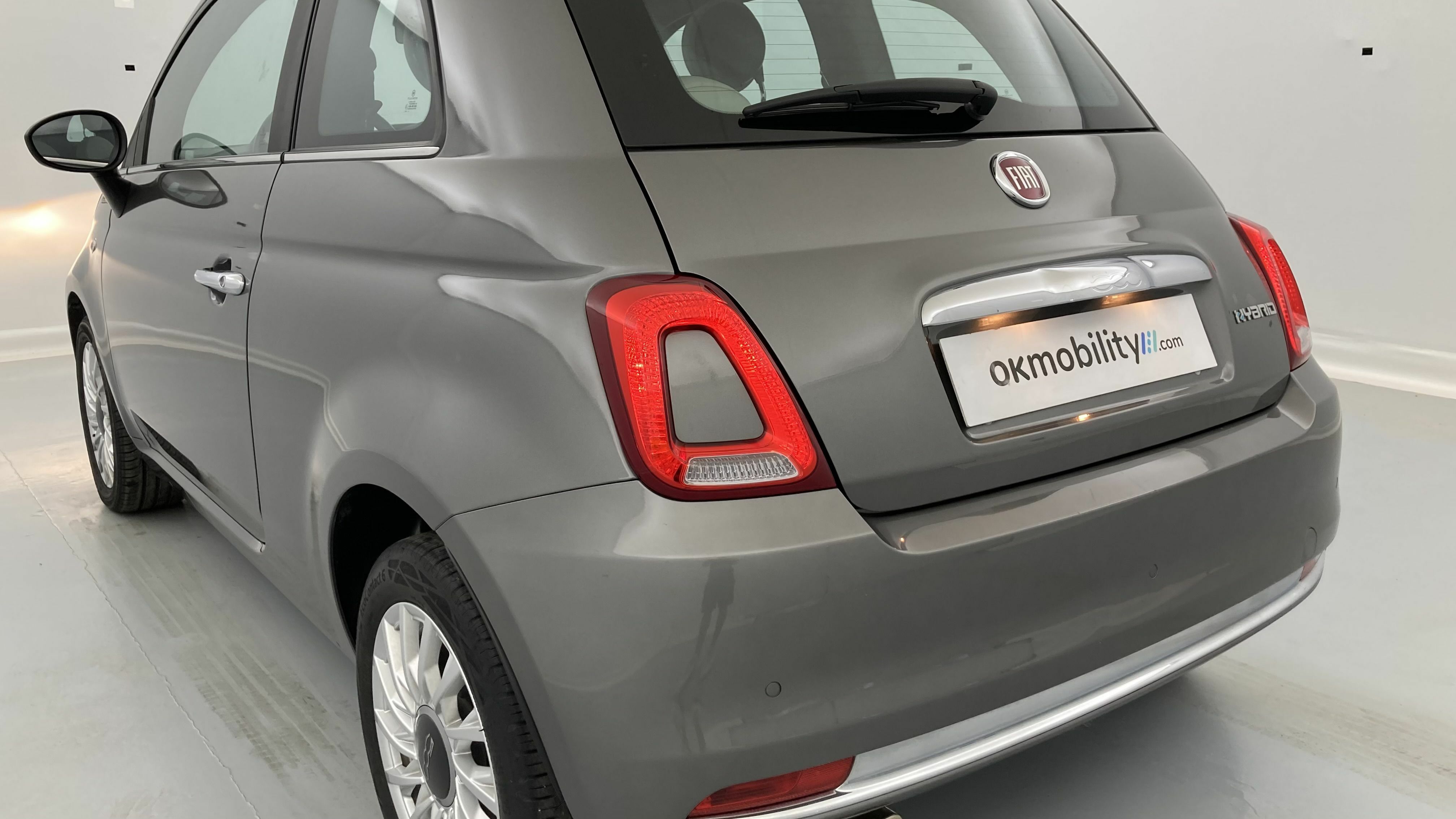 fiat 500 dolcevita 1.0 HYBRID 70 MHEV 2023 gris pompei 30