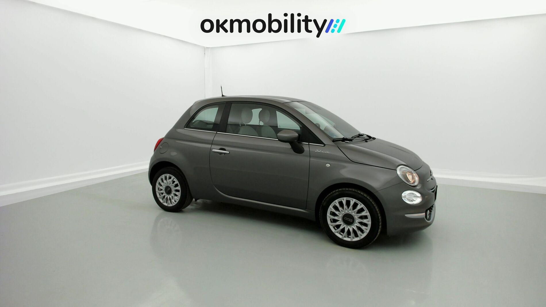 fiat 500 dolcevita 1.0 HYBRID 70 MHEV 2023 gris pompei 2