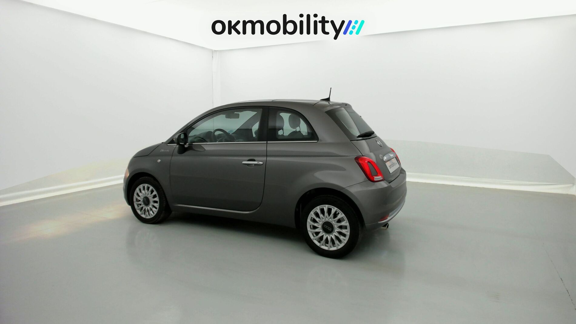 fiat 500 dolcevita 1.0 HYBRID 70 MHEV 2023 gris pompei 8