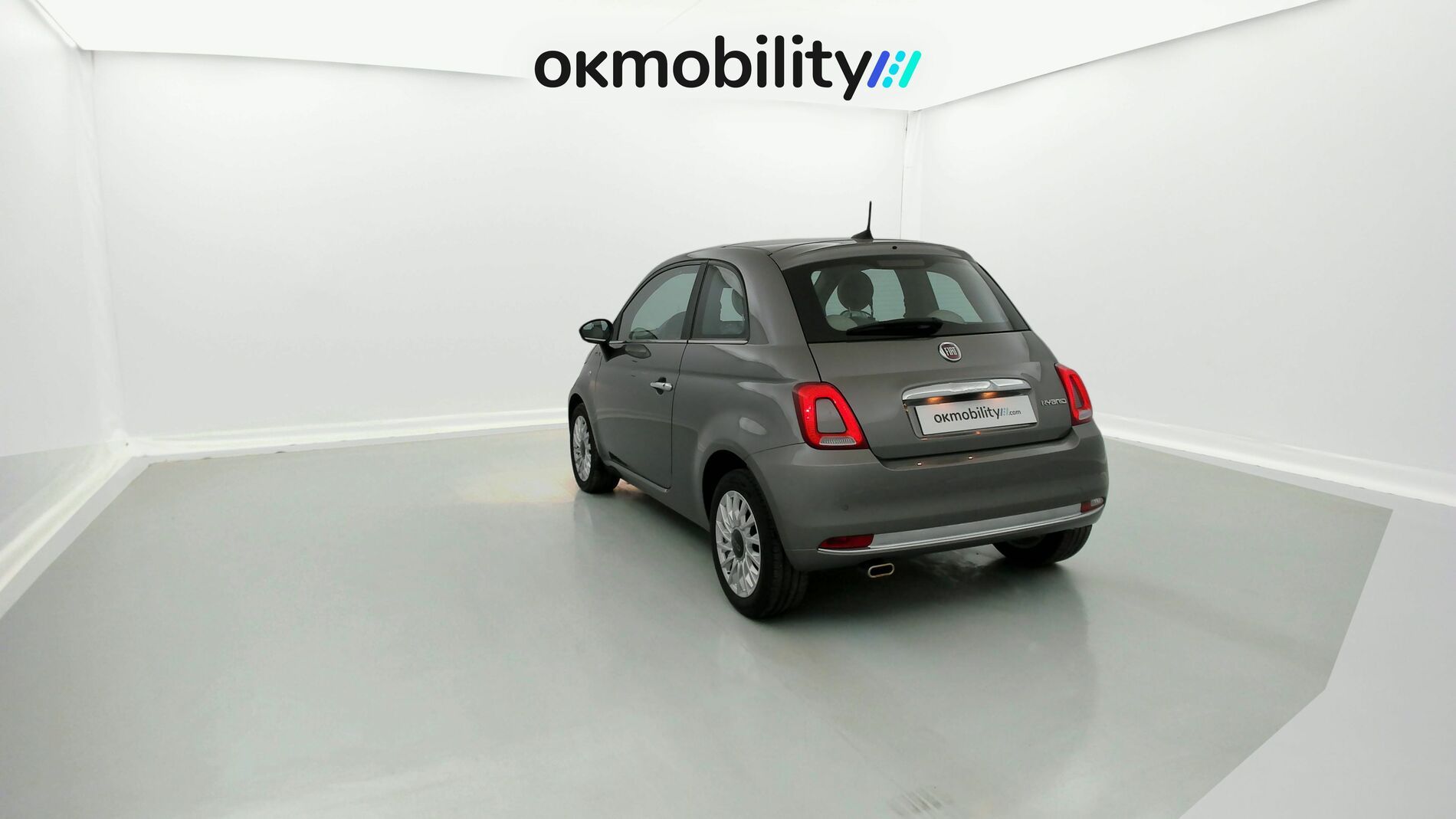 fiat 500 dolcevita 1.0 HYBRID 70 MHEV 2023 gris pompei 9
