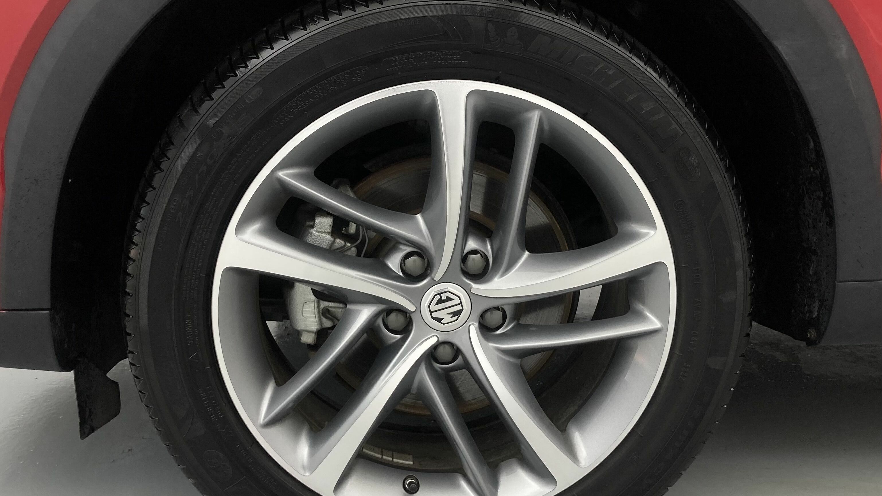 mg ehs phev luxury 1.5 T-GDI 258 PHEV 2023 diamond red 25