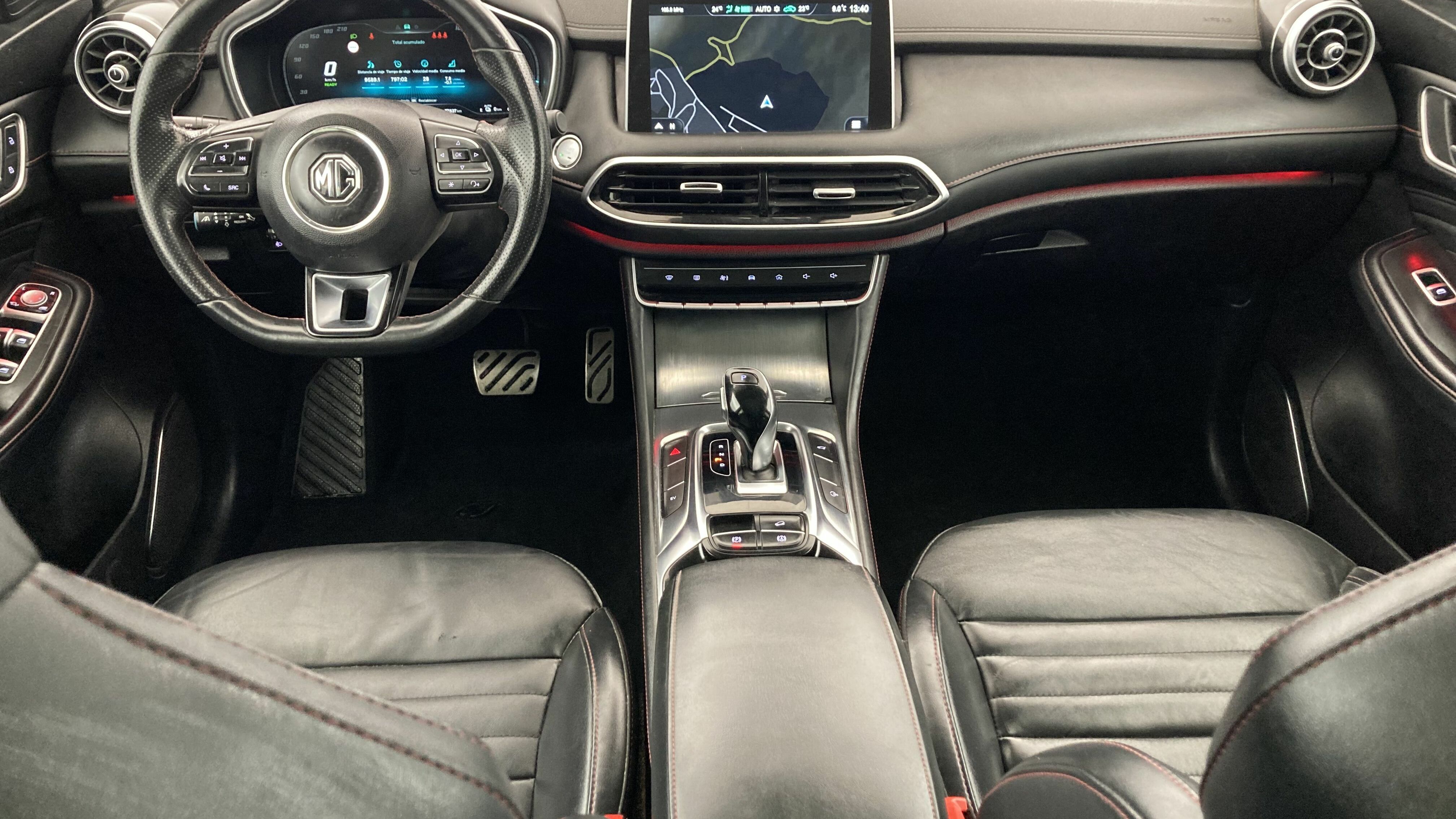 mg ehs phev luxury 1.5 T-GDI 258 PHEV 2023 dover white 13