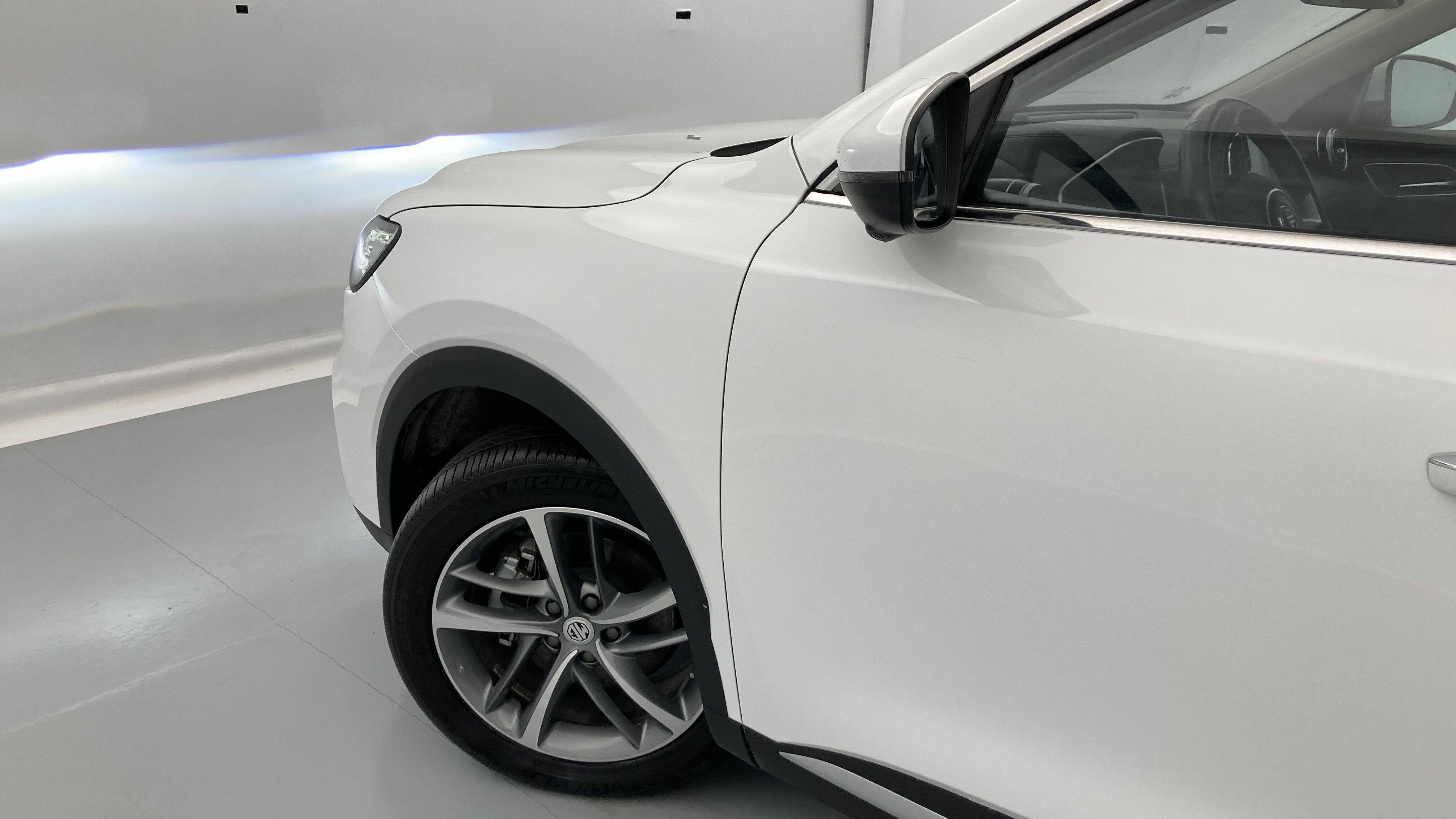 mg ehs phev luxury 1.5 T-GDI 258 PHEV 2023 dover white 24