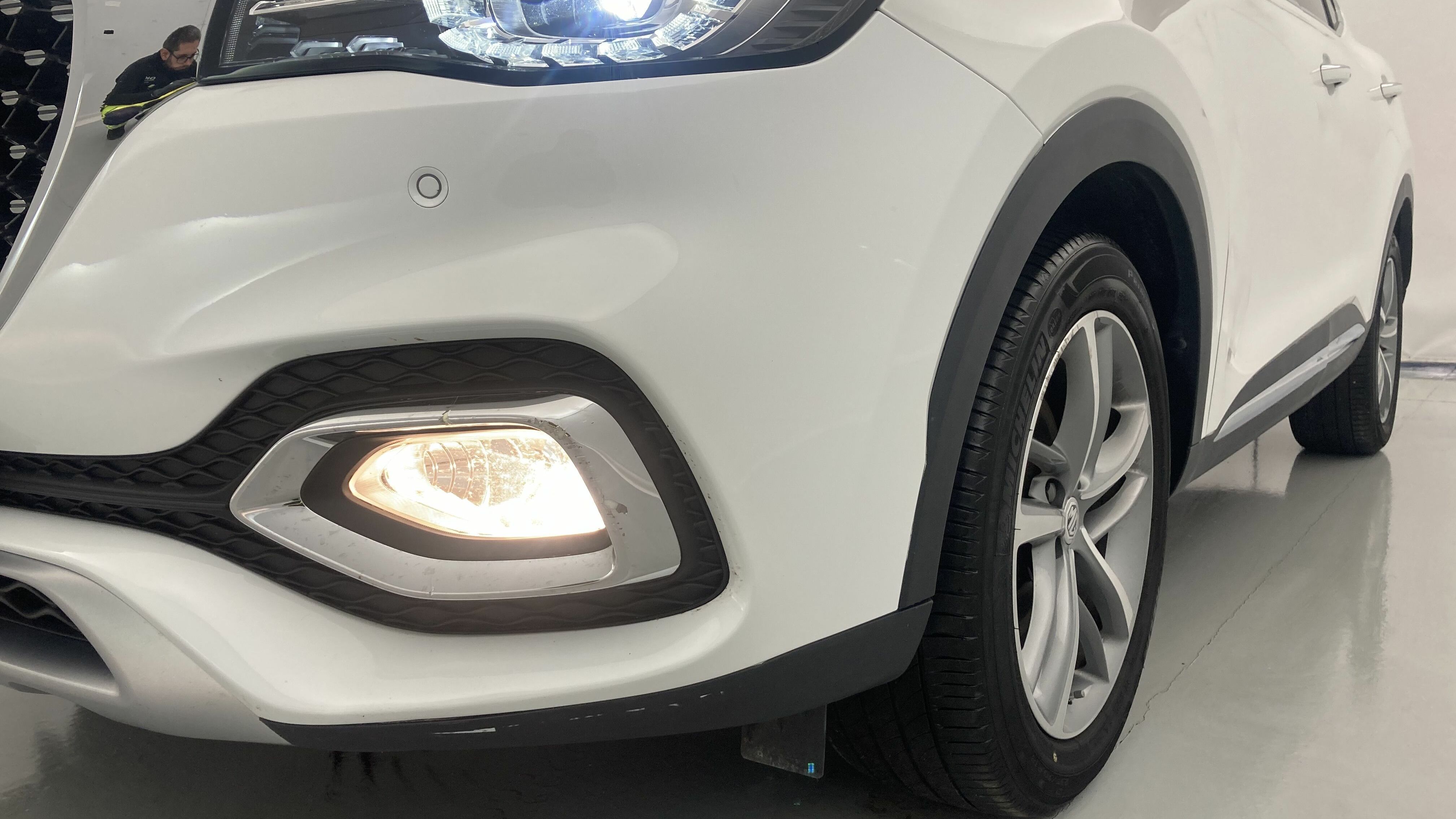 mg ehs phev luxury 1.5 T-GDI 258 PHEV 2023 dover white 25