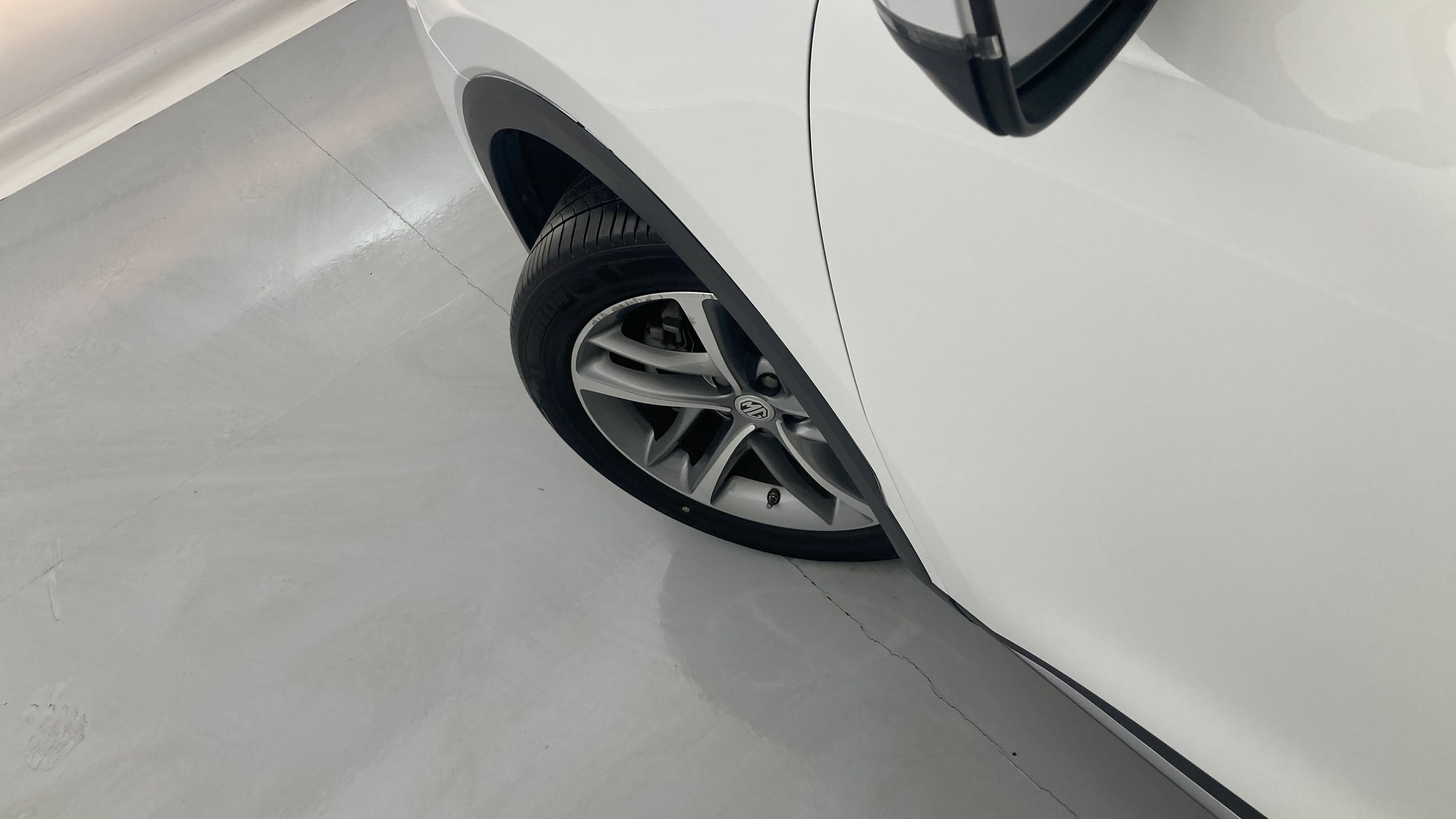 mg ehs phev luxury 1.5 T-GDI 258 PHEV 2023 dover white 27