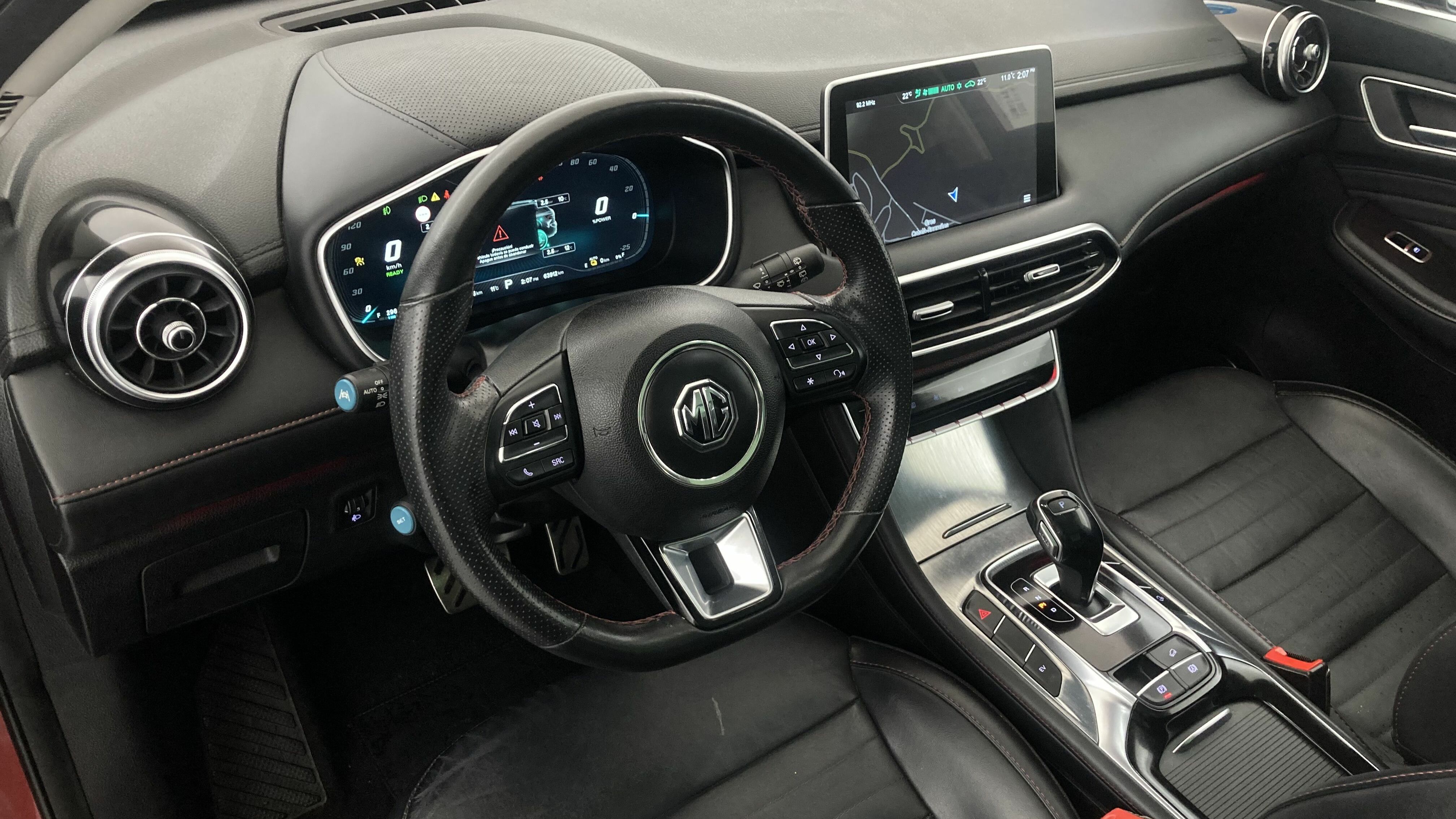 mg ehs phev luxury 1.5 T-GDI 258 PHEV 2023 diamond red 16