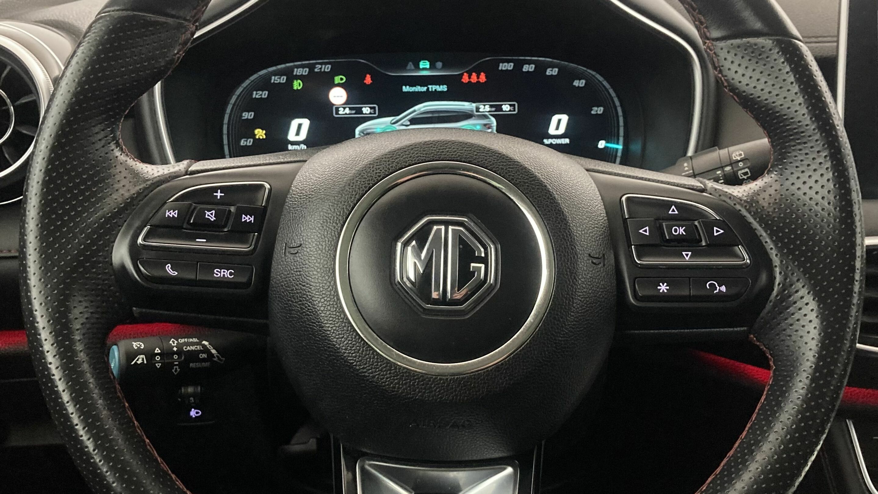 mg ehs phev luxury 1.5 T-GDI 258 PHEV 2023 diamond red 18