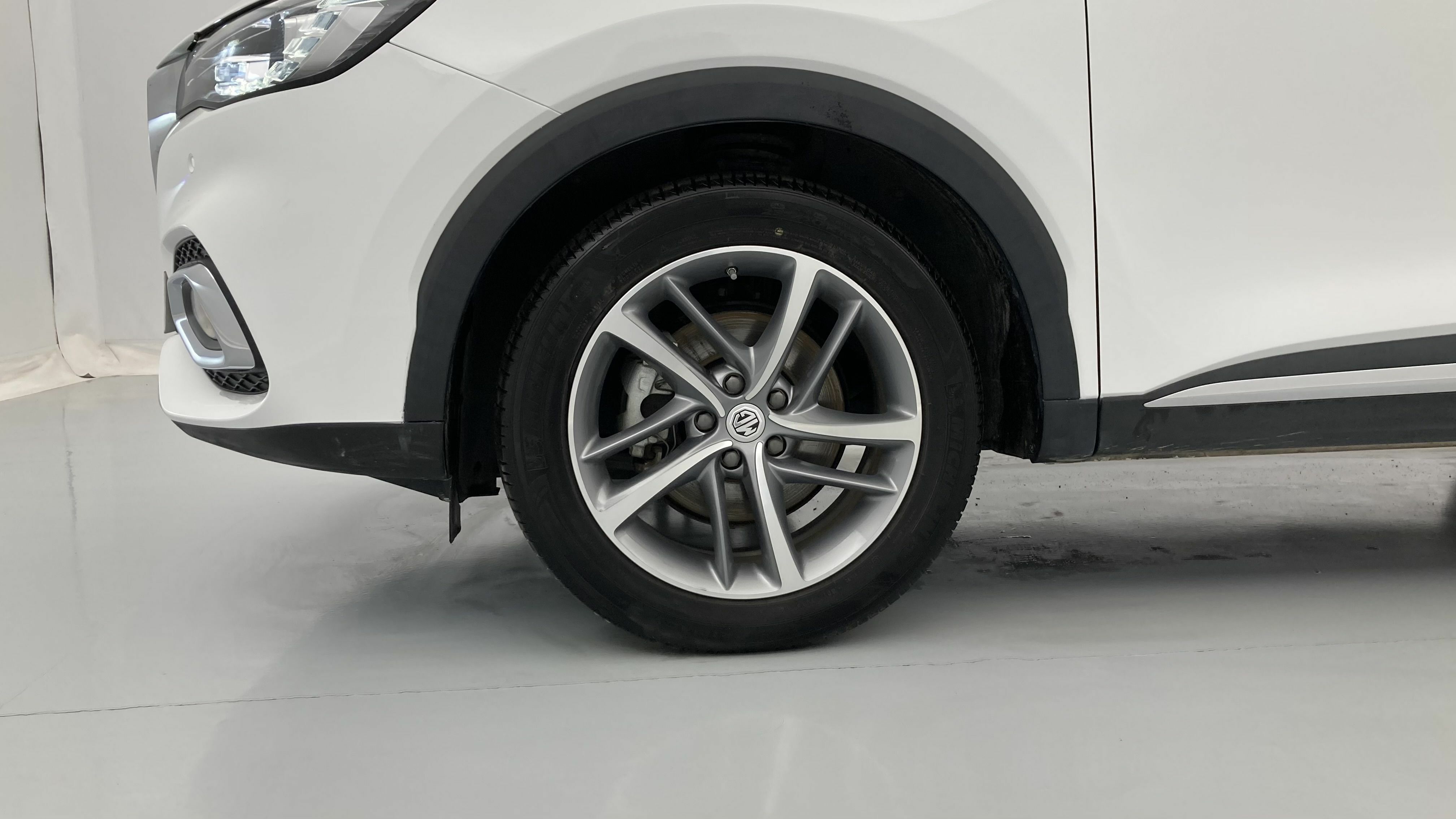 mg ehs phev luxury 1.5 T-GDI 258 PHEV 2023 dover white 26