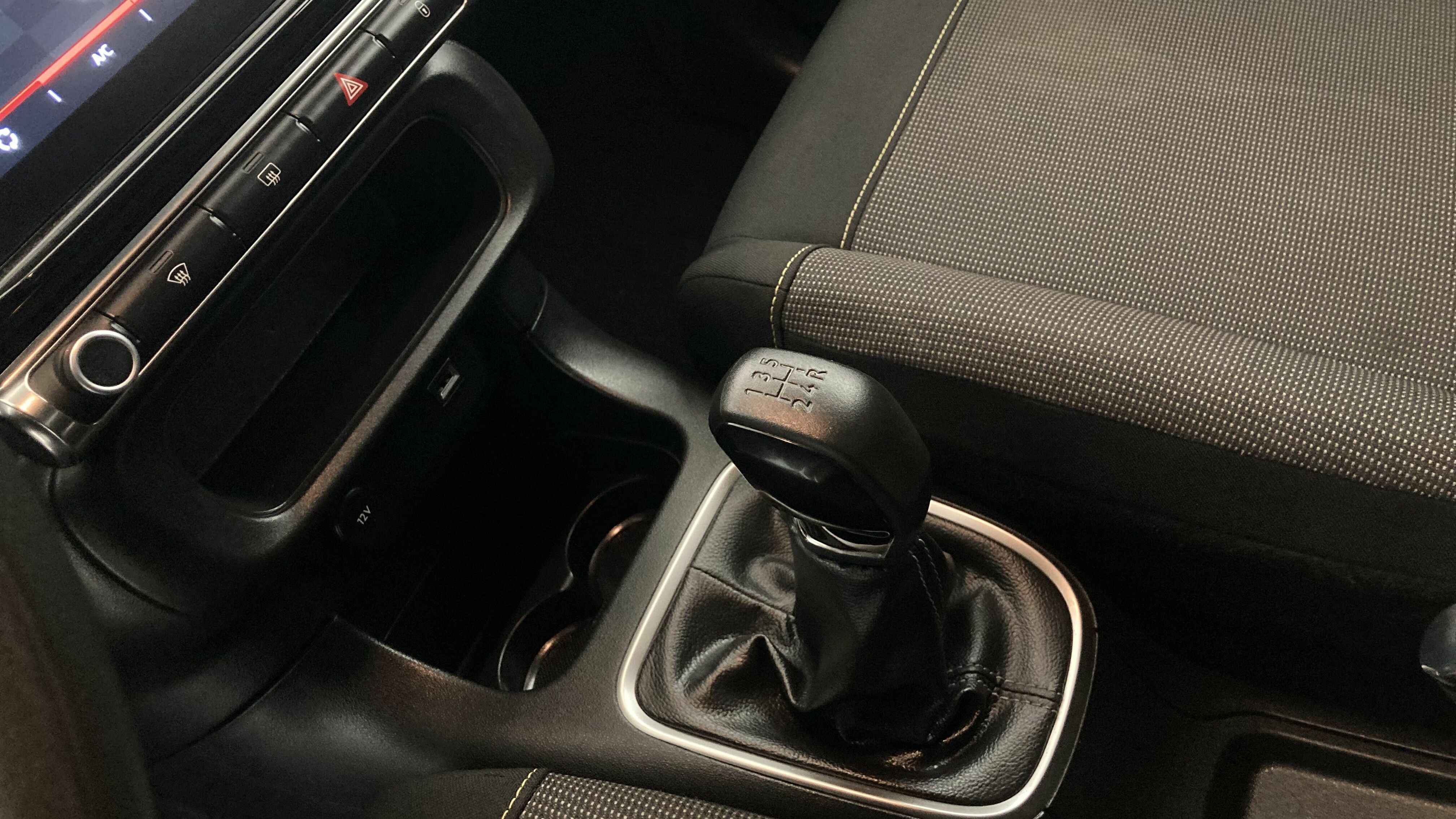 citroen c3 origin max 1.2 PURETECH 83 2024 gris platino 20