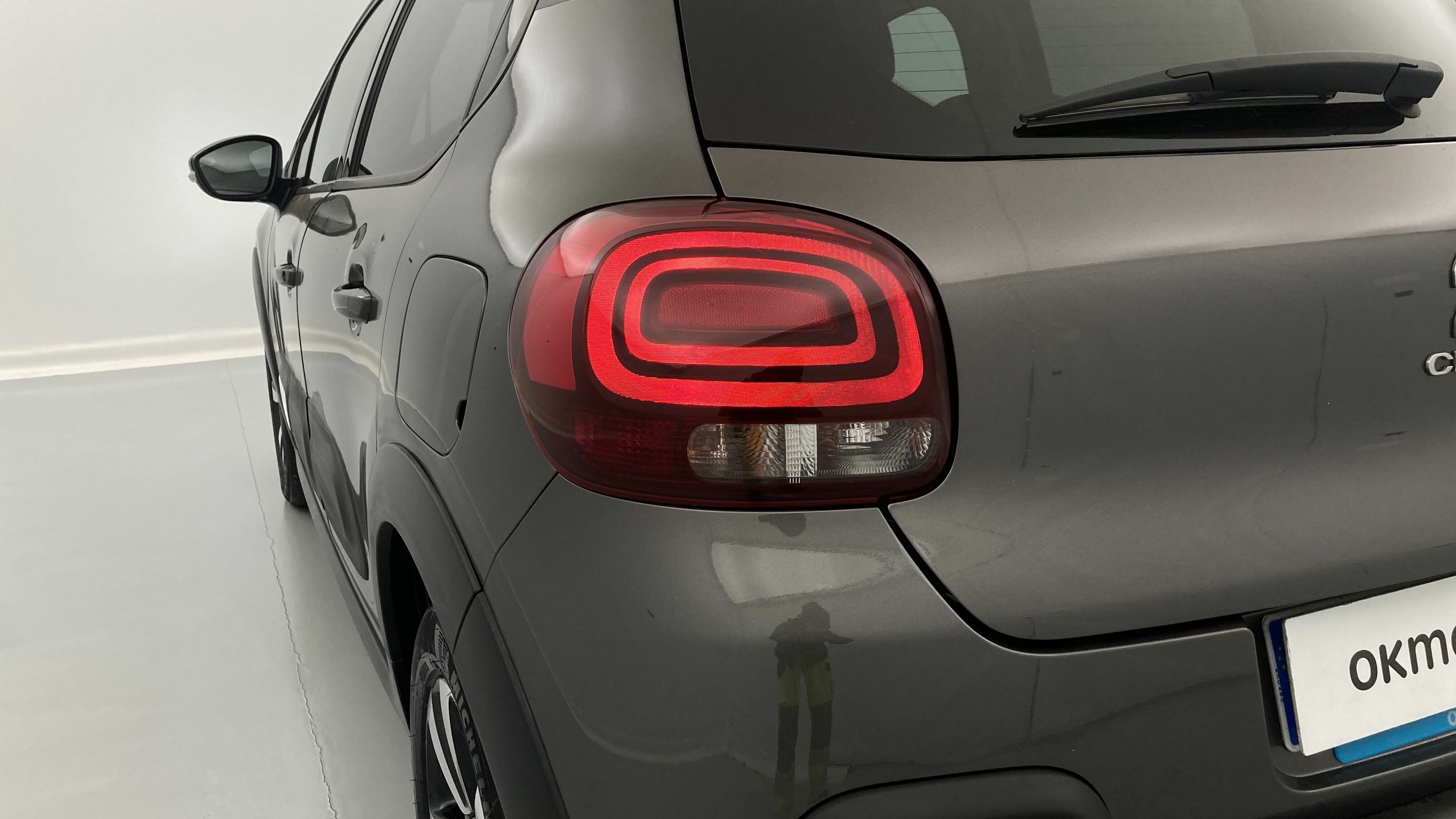 citroen c3 origin max 1.2 PURETECH 83 2024 gris platino 30