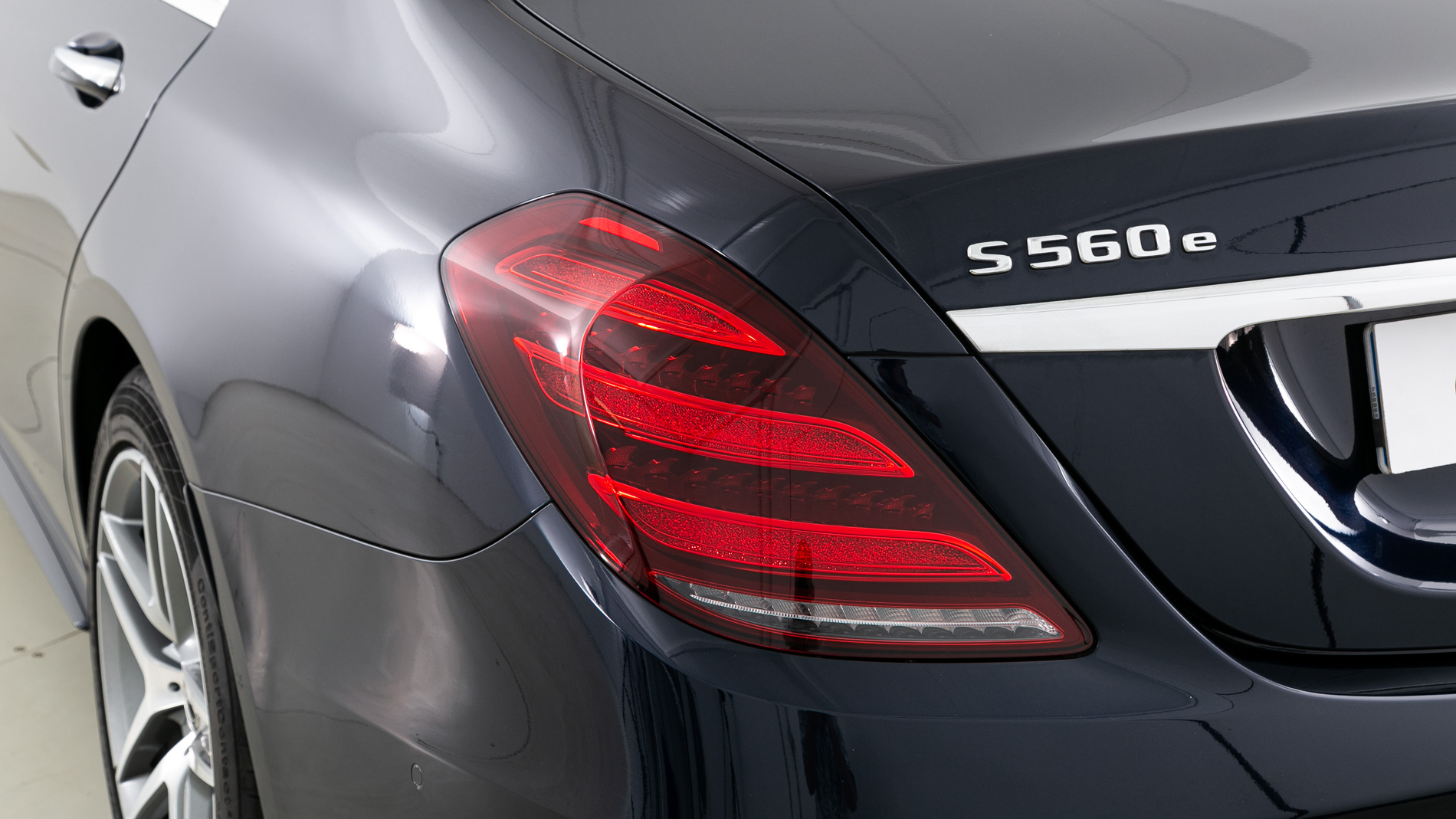 mercedes benz s 560 e largo amg line 560E 476 PHEV 2021 azul cavansita 33