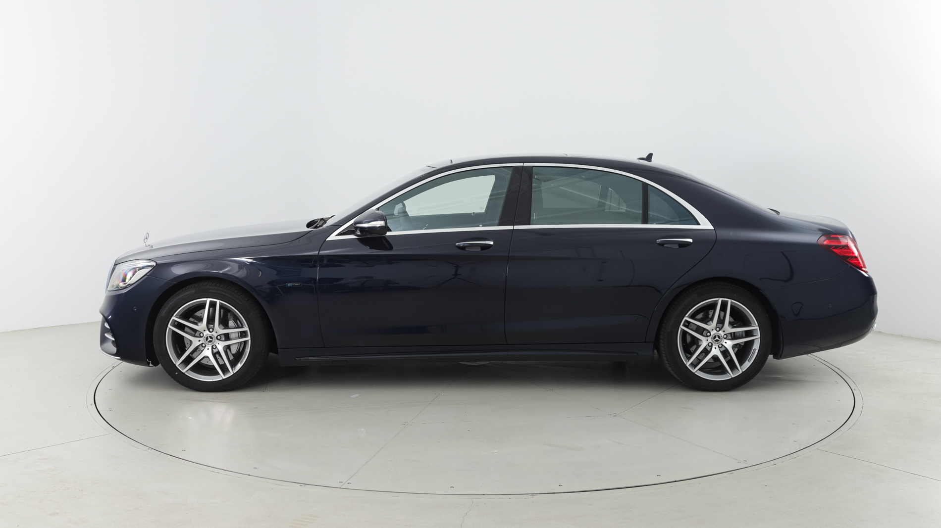 mercedes benz s 560 e largo amg line 560E 476 PHEV 2021 azul cavansita 7