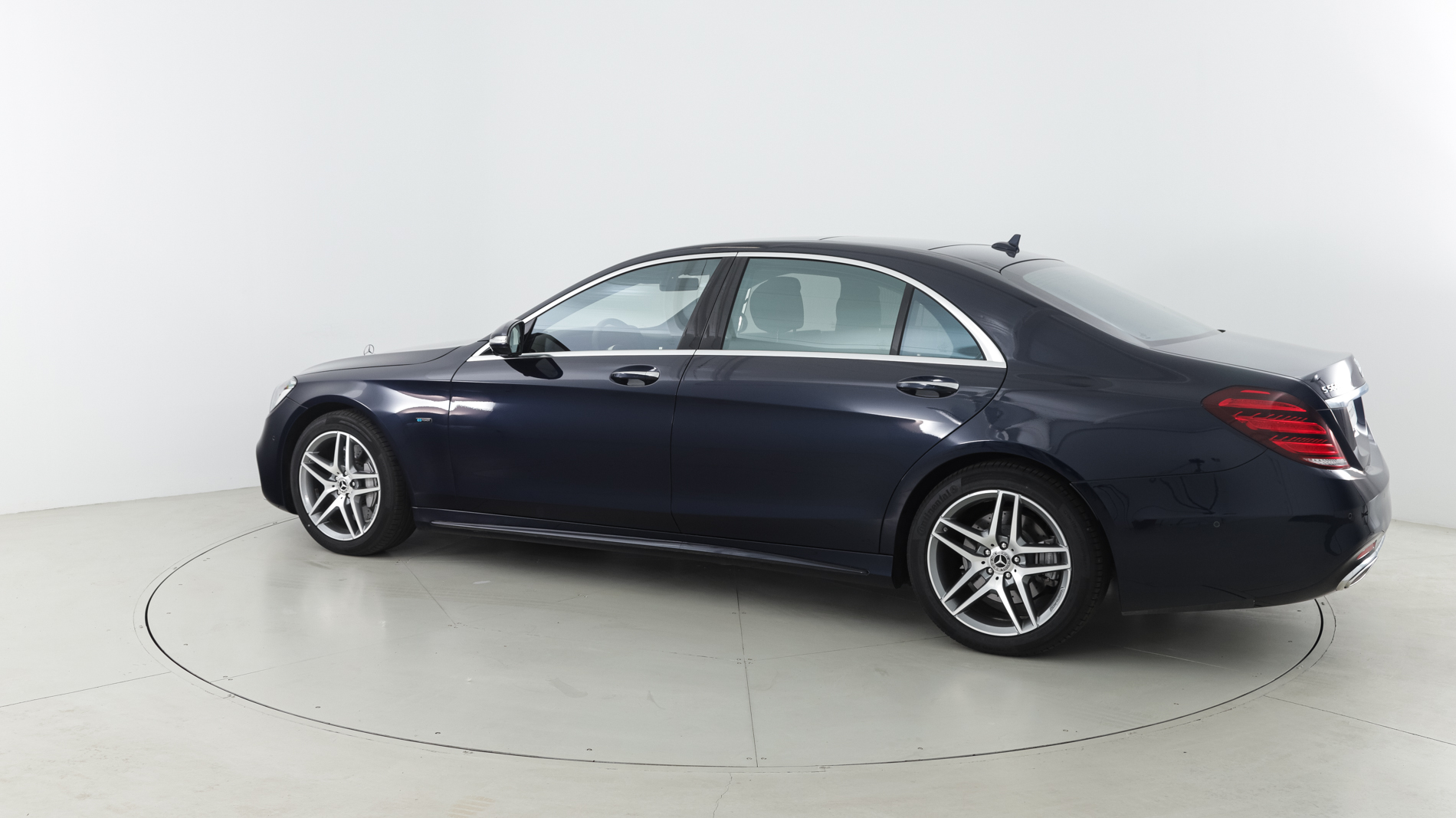 mercedes benz s 560 e largo amg line 560E 476 PHEV 2021 azul cavansita 8