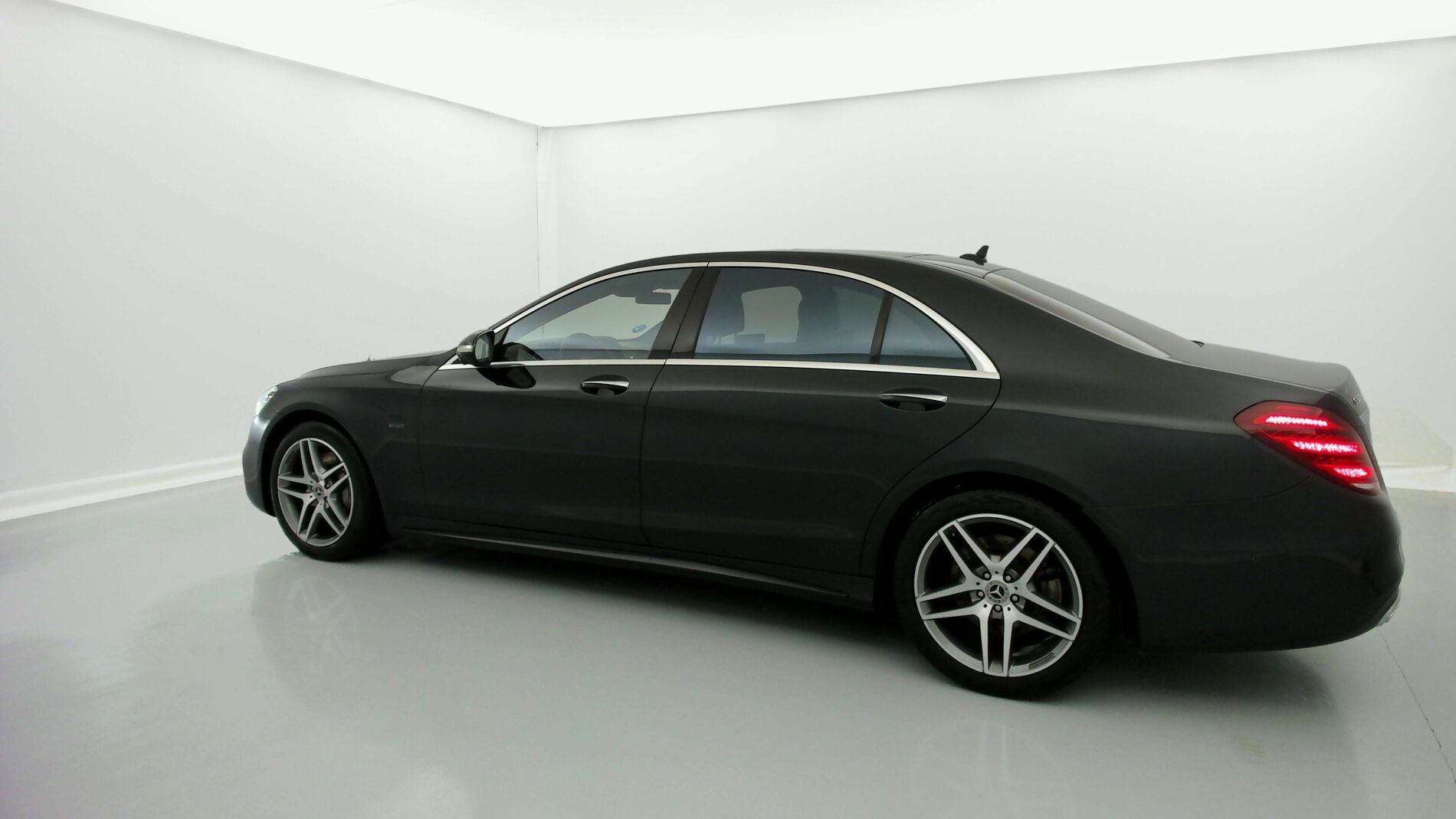mercedes benz s 560 e largo amg line 560E 476 PHEV 2021 azul antracita 4