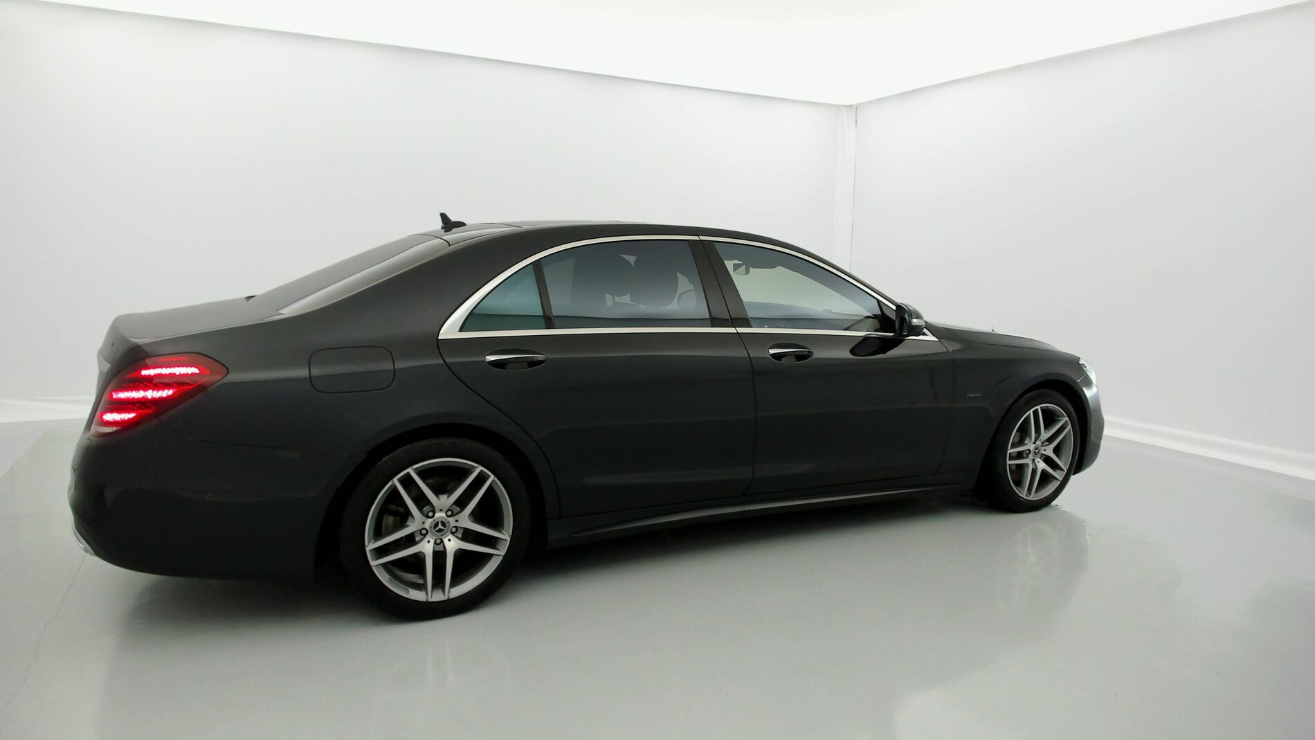 mercedes benz s 560 e largo amg line 560E 476 PHEV 2021 azul antracita 9