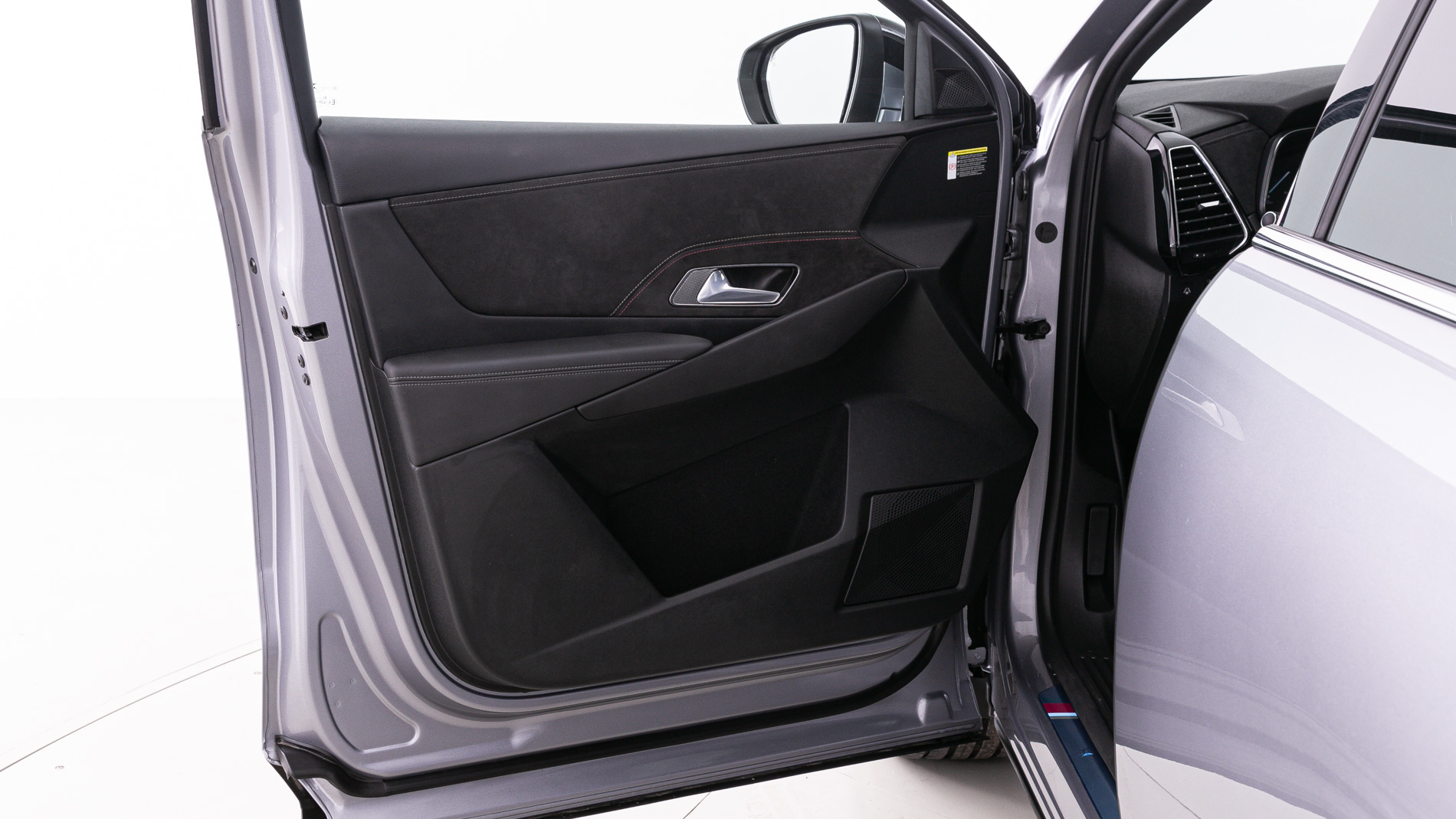 ds ds7 crossback performance line + E-TENSE 300 CA 2021 gris artense 26