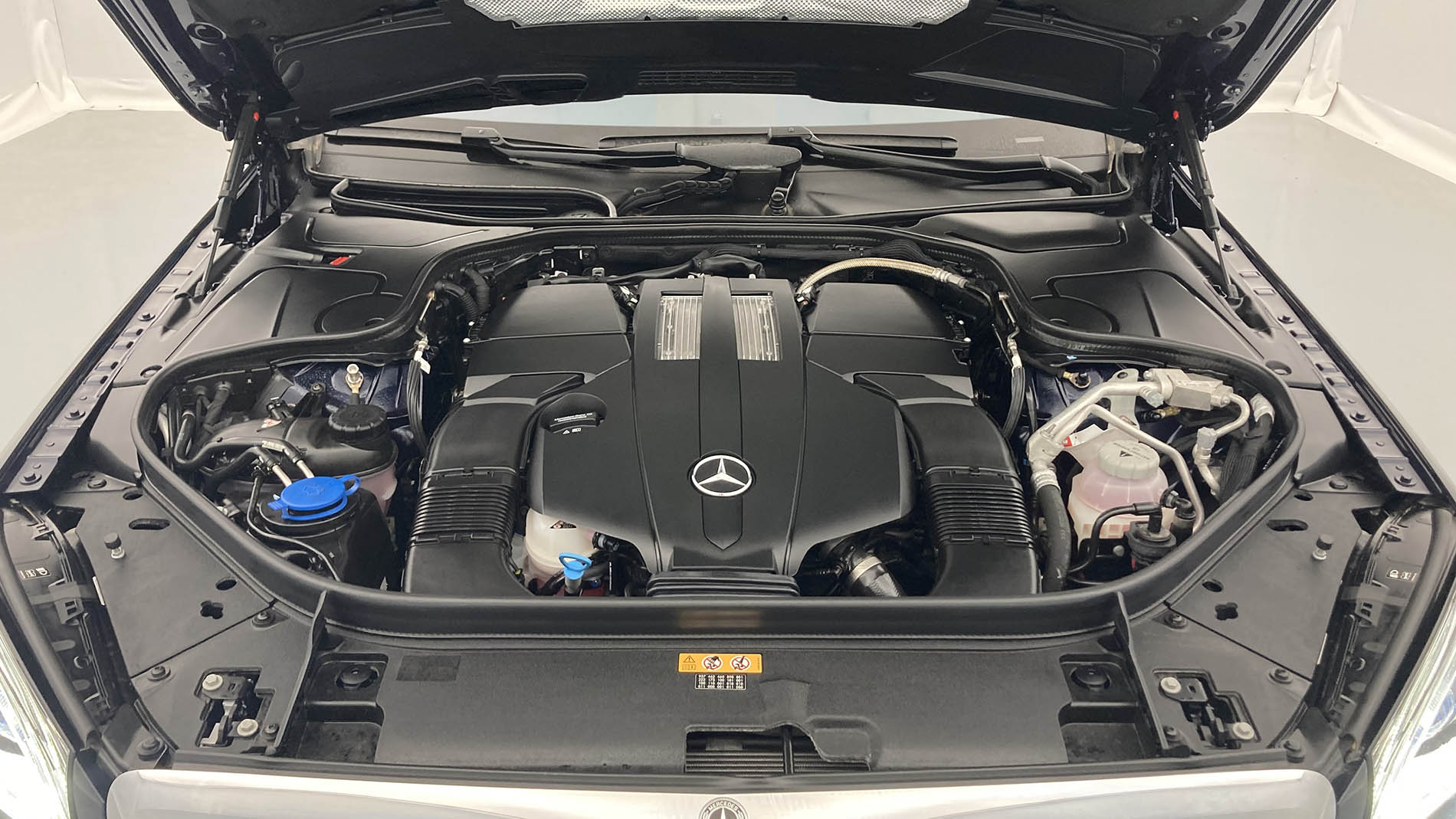 mercedes benz s 560 e largo amg line 560E 476 PHEV 2021 azul cavansita 24