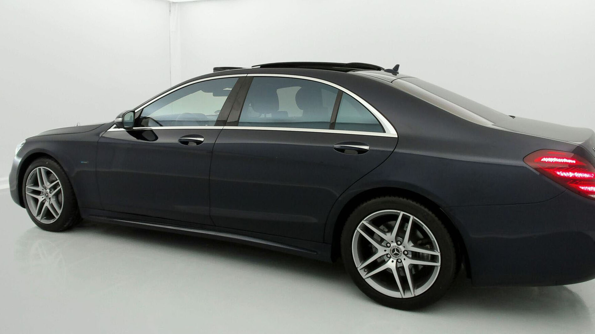 mercedes benz s 560 e largo amg line 560E 476 PHEV 2021 azul cavansita 8