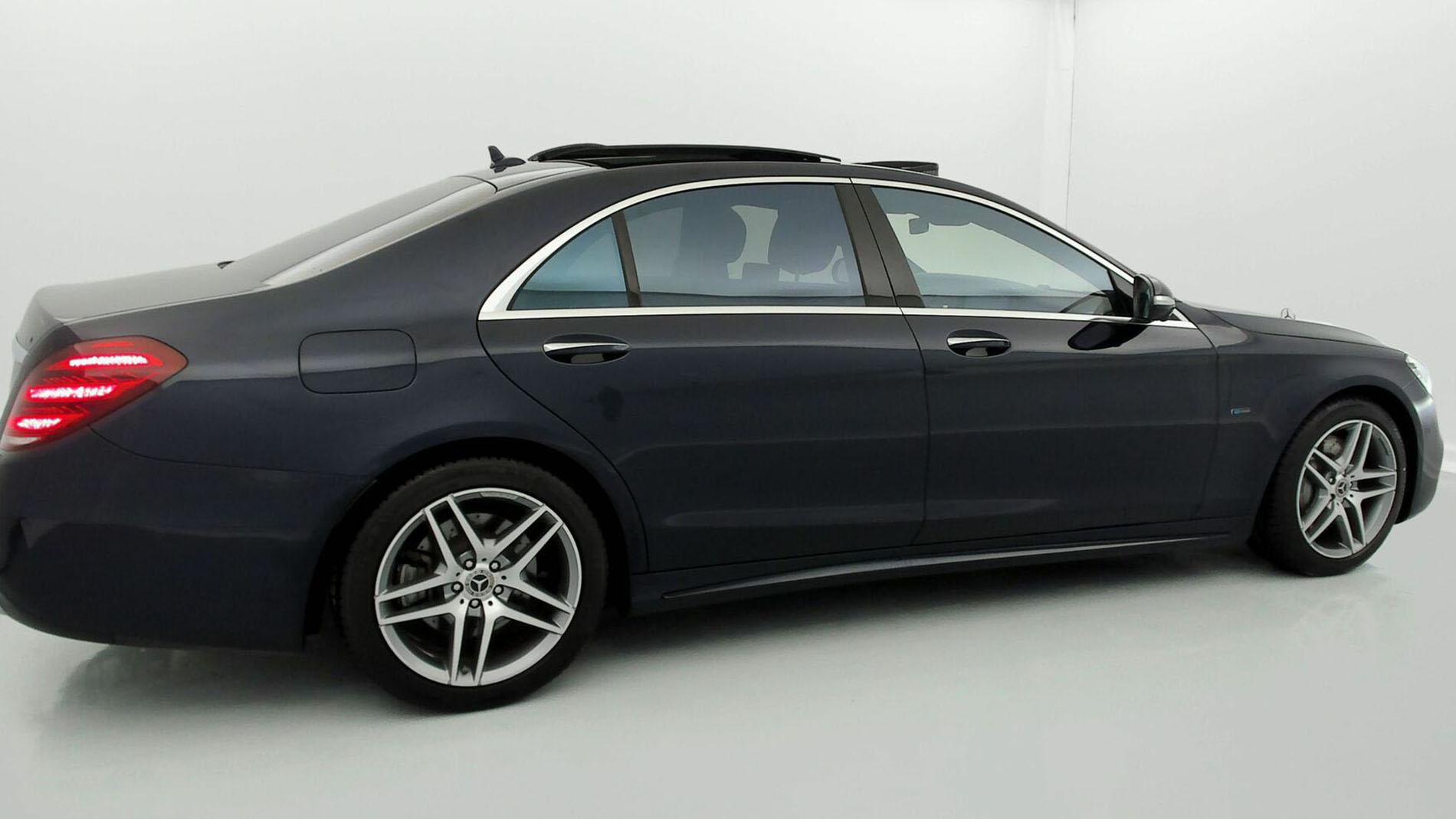 mercedes benz s 560 e largo amg line 560E 476 PHEV 2021 azul cavansita 12