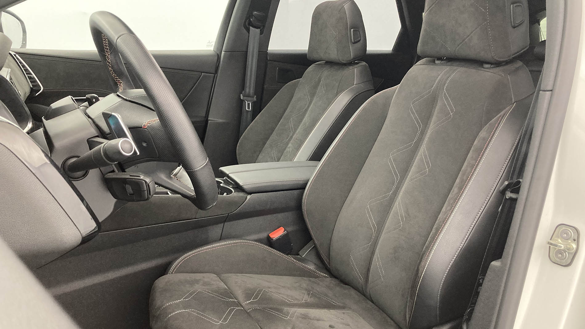 ds ds7 crossback performance line + E-TENSE 300 CA 2021 crystal pearl 14