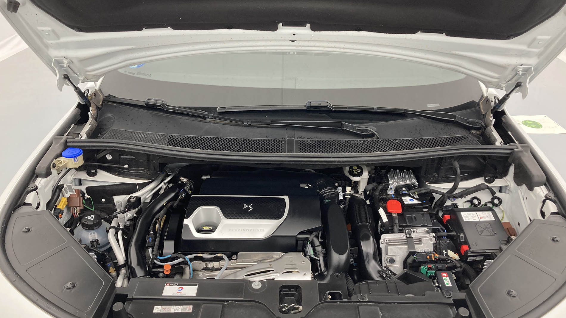 ds ds7 crossback performance line + E-TENSE 300 CA 2021 crystal pearl 25