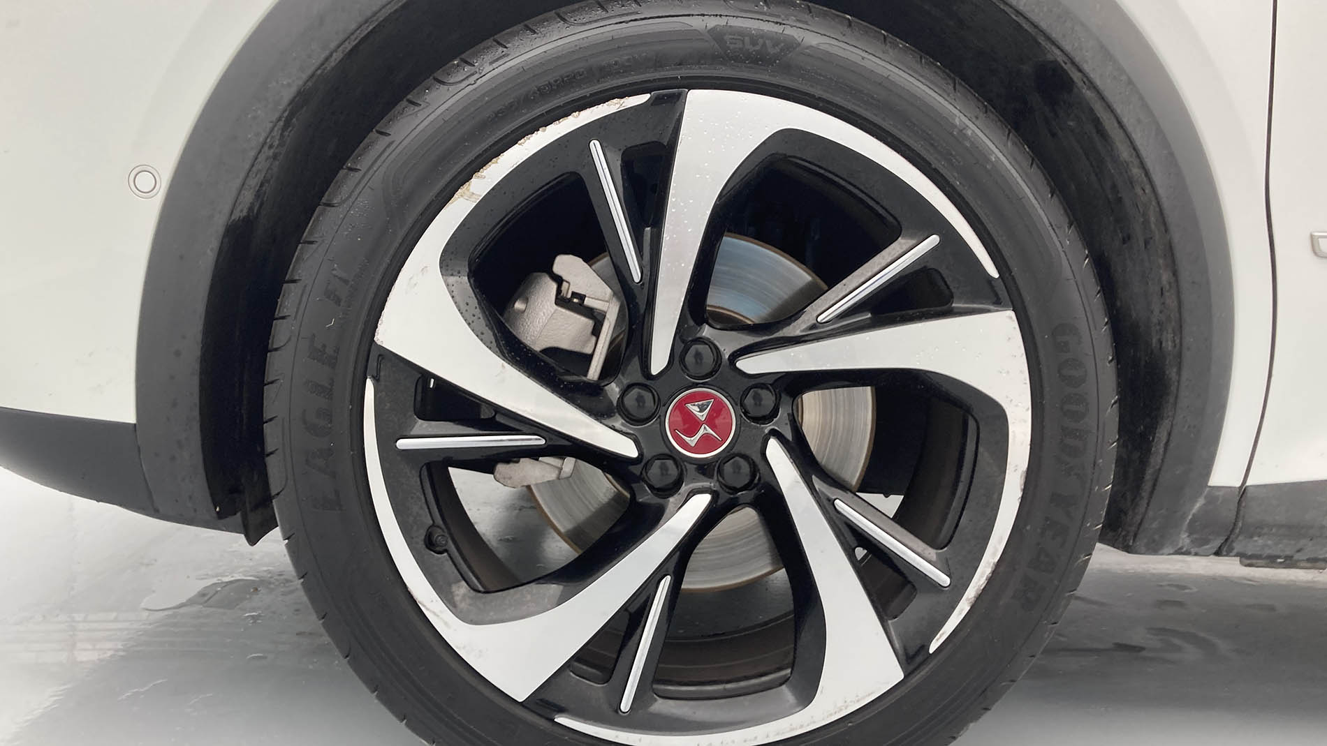 ds ds7 crossback performance line + E-TENSE 300 CA 2021 crystal pearl 28