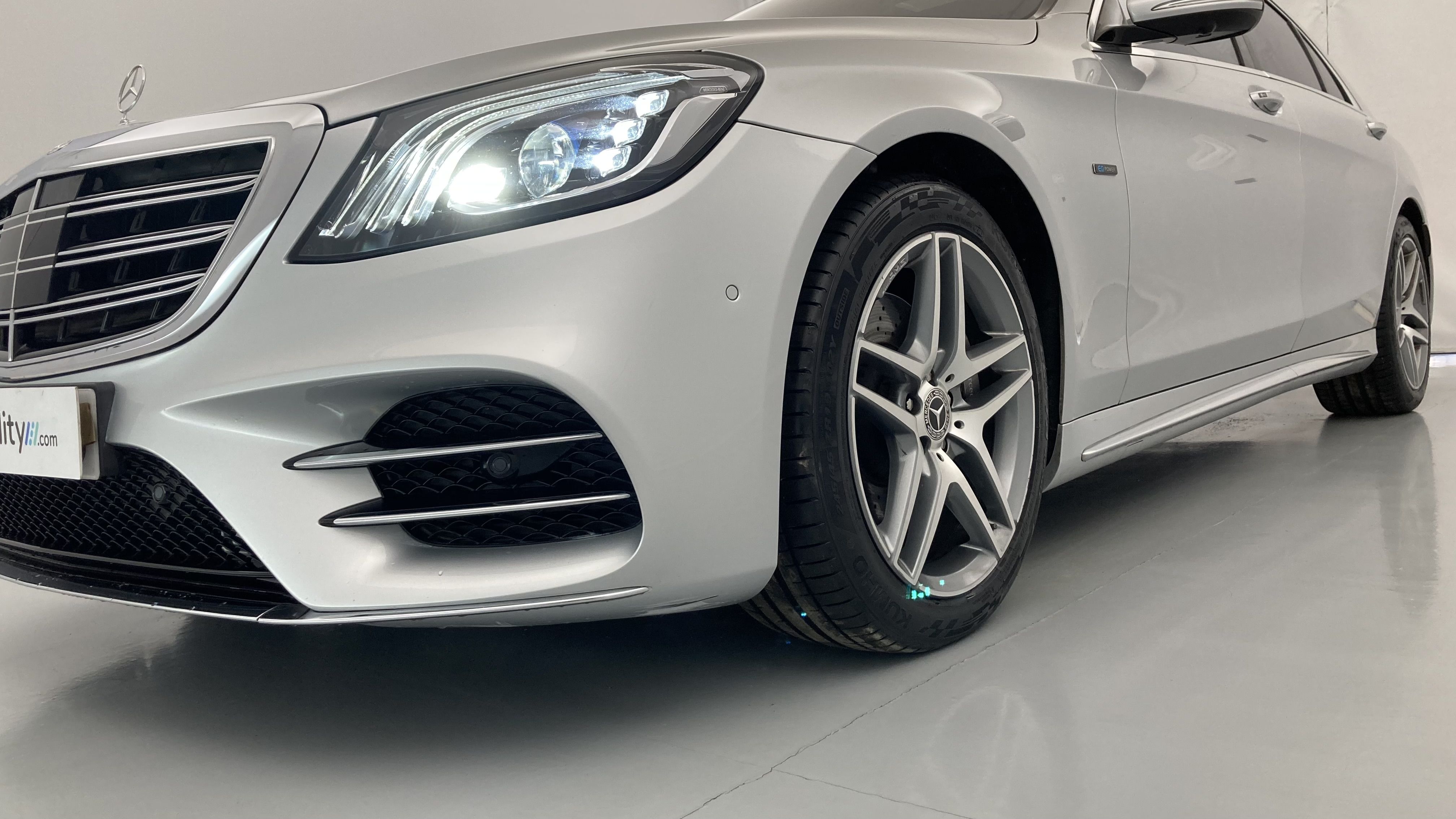 mercedes benz s 560 e largo amg line 560E 476CV PHEV 2021 plata iridio 34