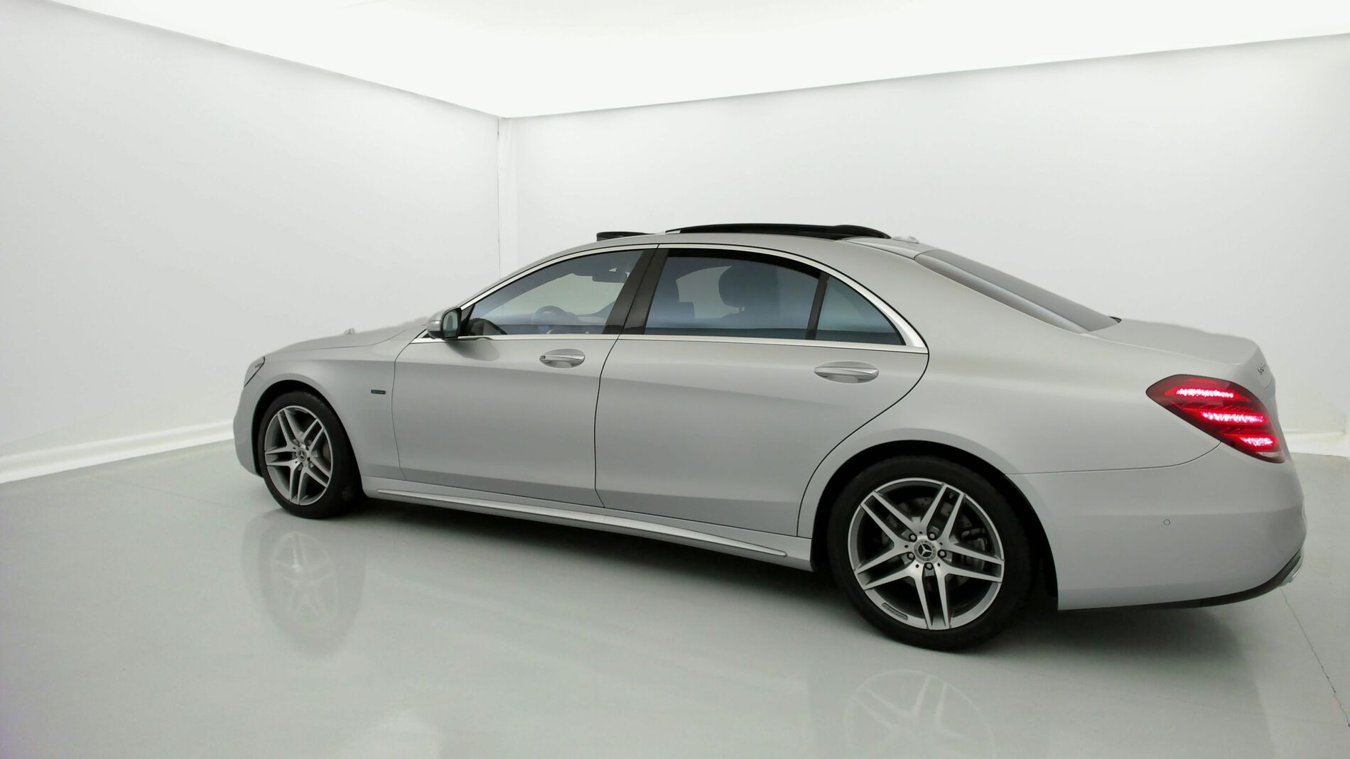 mercedes benz s 560 e largo amg line 560E 476CV PHEV 2021 plata iridio 3