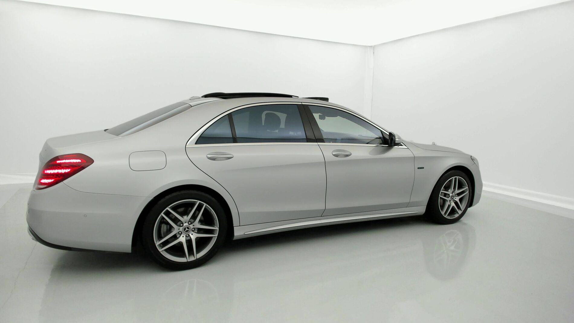 mercedes benz s 560 e largo amg line 560E 476CV PHEV 2021 plata iridio 7