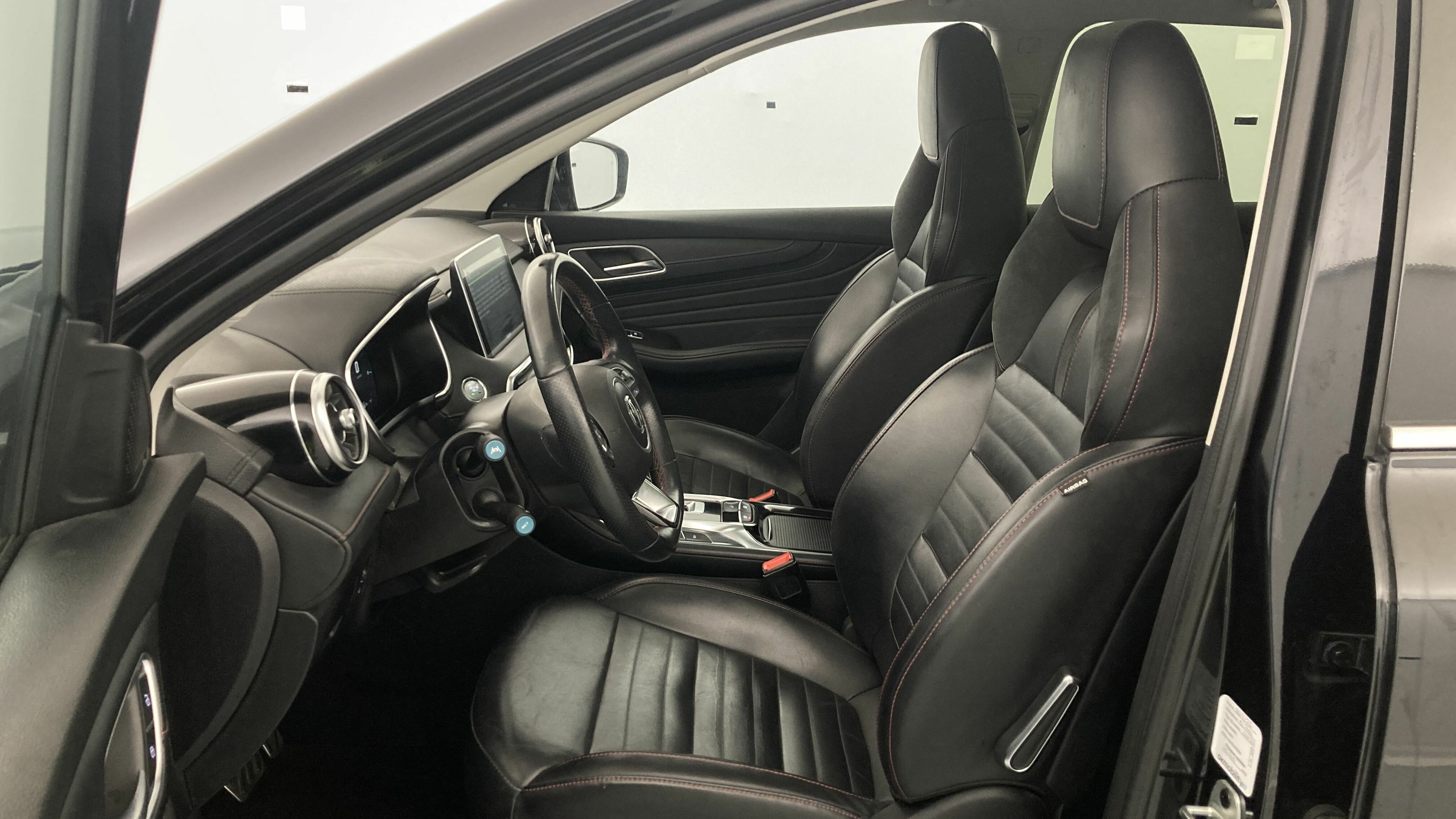 mg ehs phev luxury 1.5 T-GDI 258 PHEV 2023 bleak pearl 15