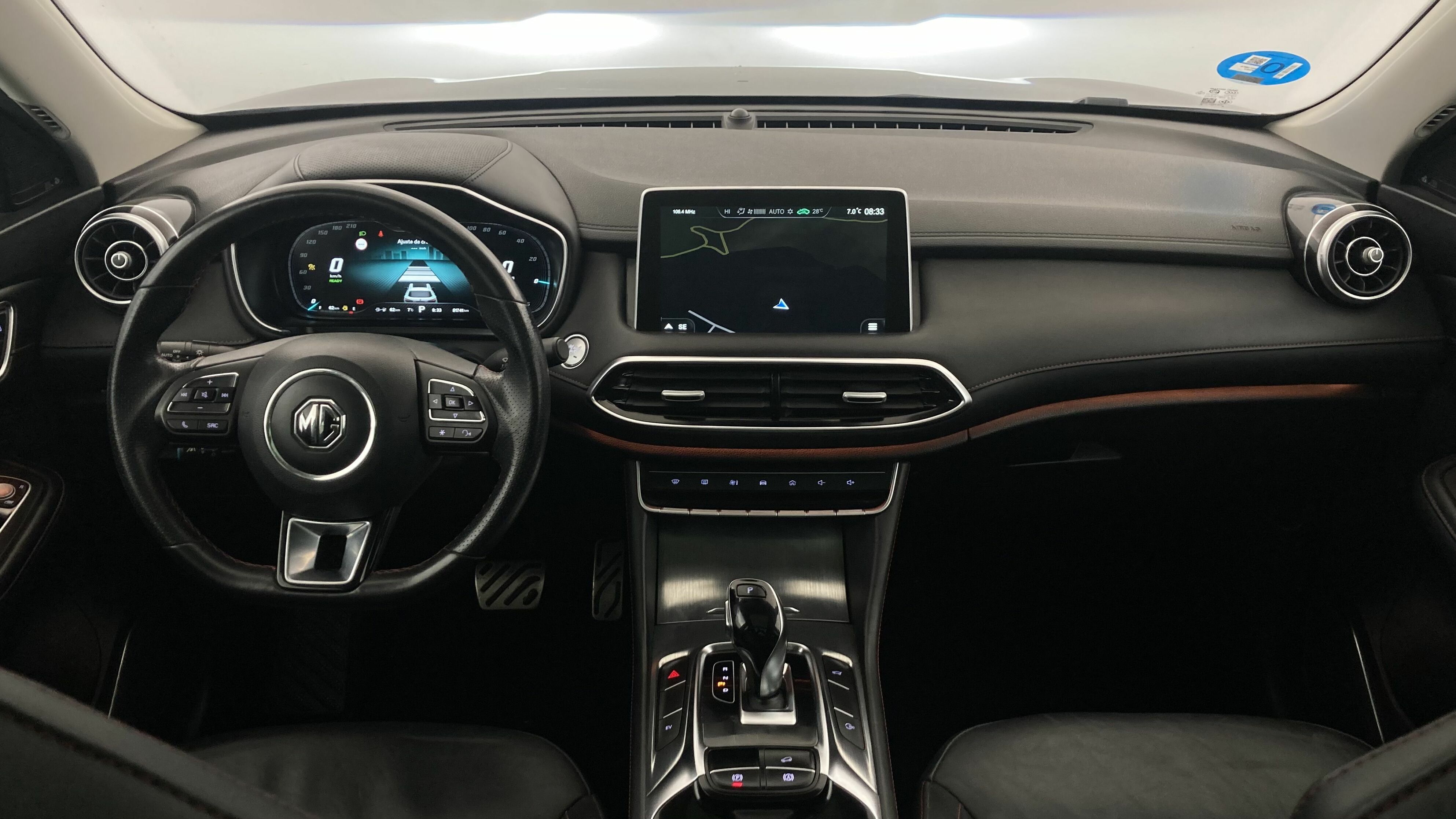 mg ehs phev luxury 1.5 T-GDI 258 PHEV 2023 bleak pearl 16