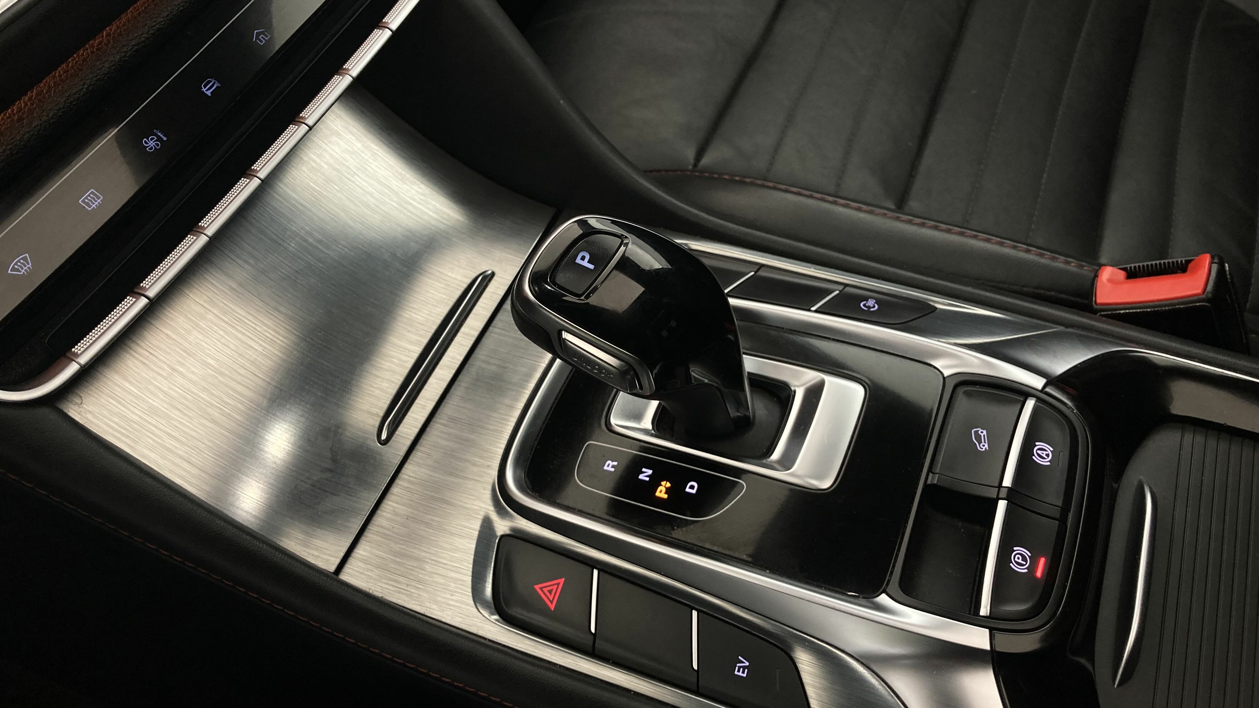 mg ehs phev luxury 1.5 T-GDI 258 PHEV 2023 bleak pearl 20