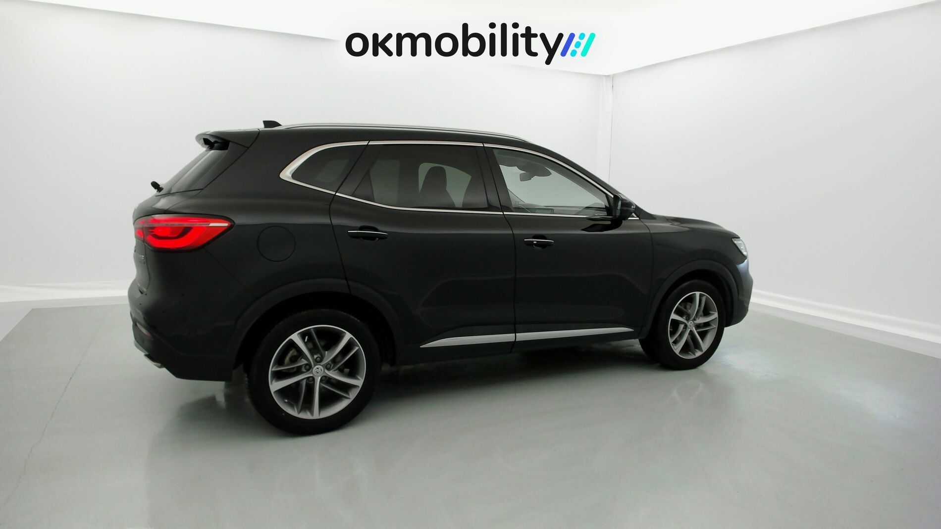 mg ehs phev luxury 1.5 T-GDI 258 PHEV 2023 bleak pearl 13