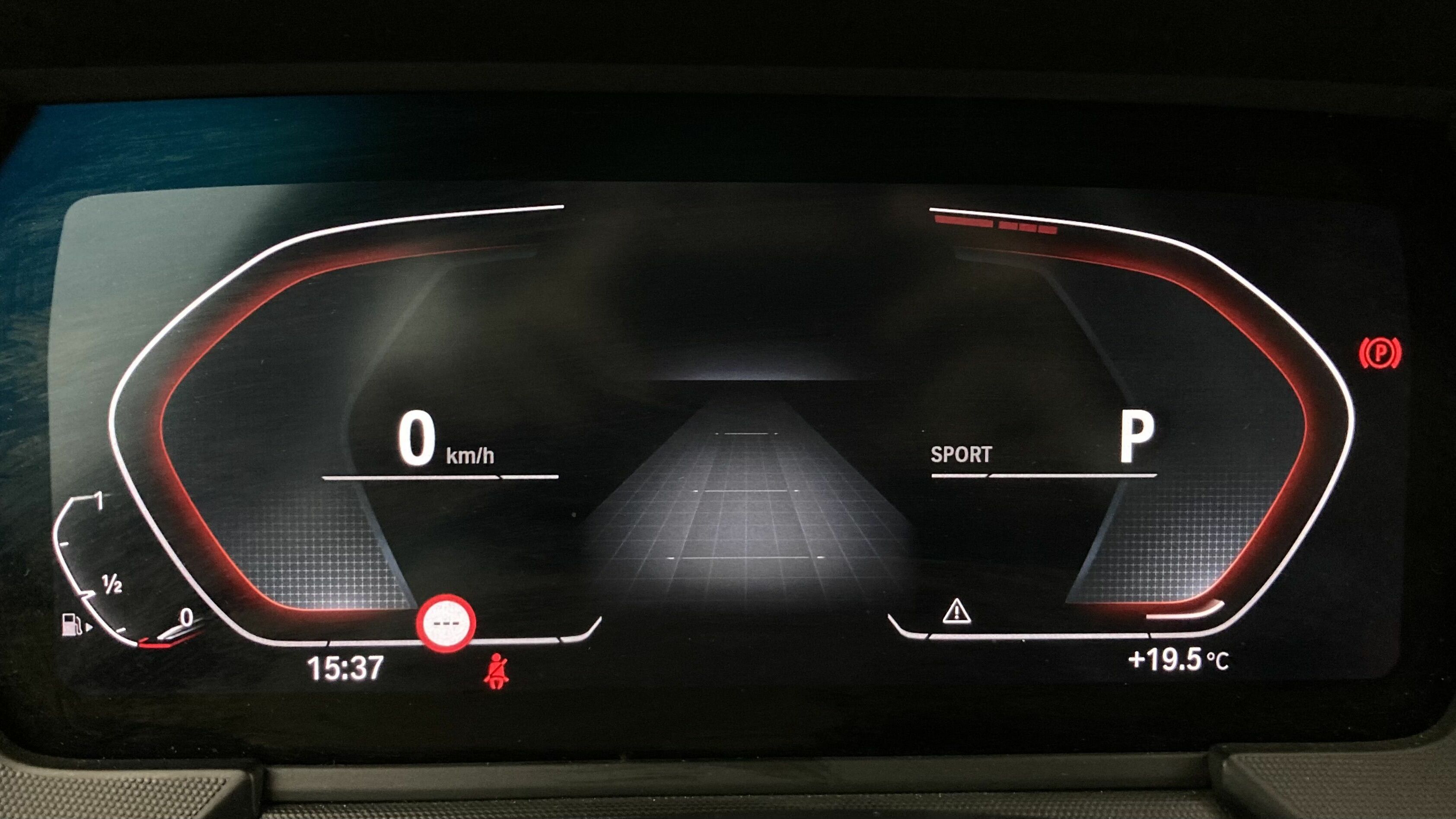 bmw serie 1 m sport colorvision 118I 136 STEPTRONIC 2024 alpinweiss 19