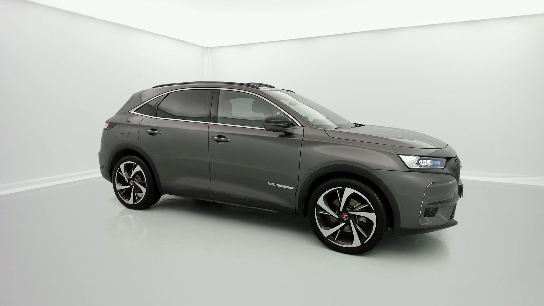 ds ds7 crossback performance line + E-TENSE 300 CA 2021 gris platino 2