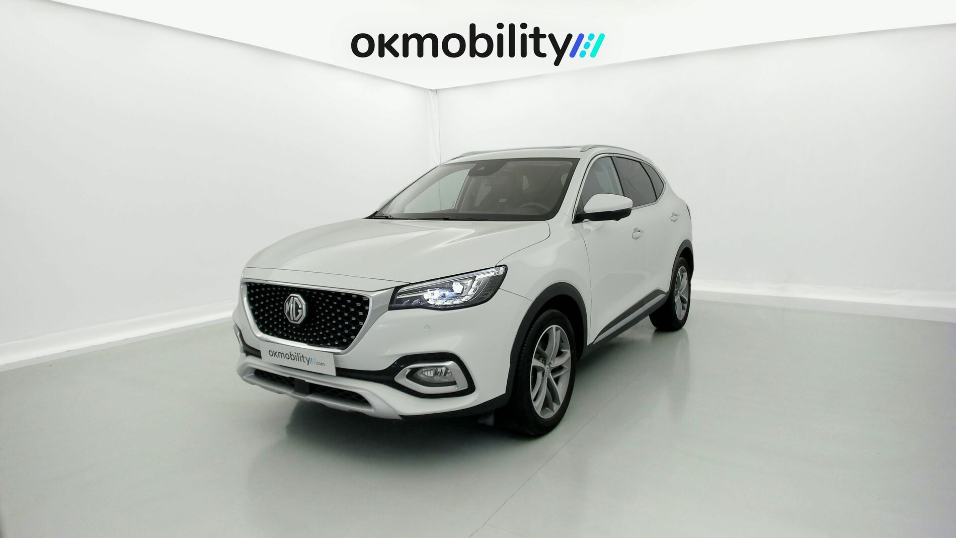 mg ehs phev luxury 1.5 T-GDI 258 PHEV 2023 dover white 1