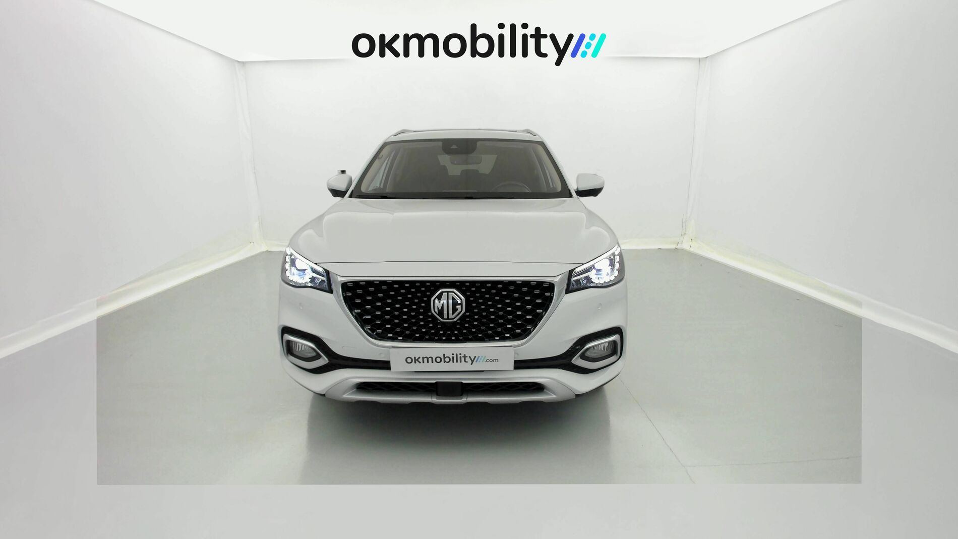 mg ehs phev luxury 1.5 T-GDI 258 PHEV 2023 dover white 4