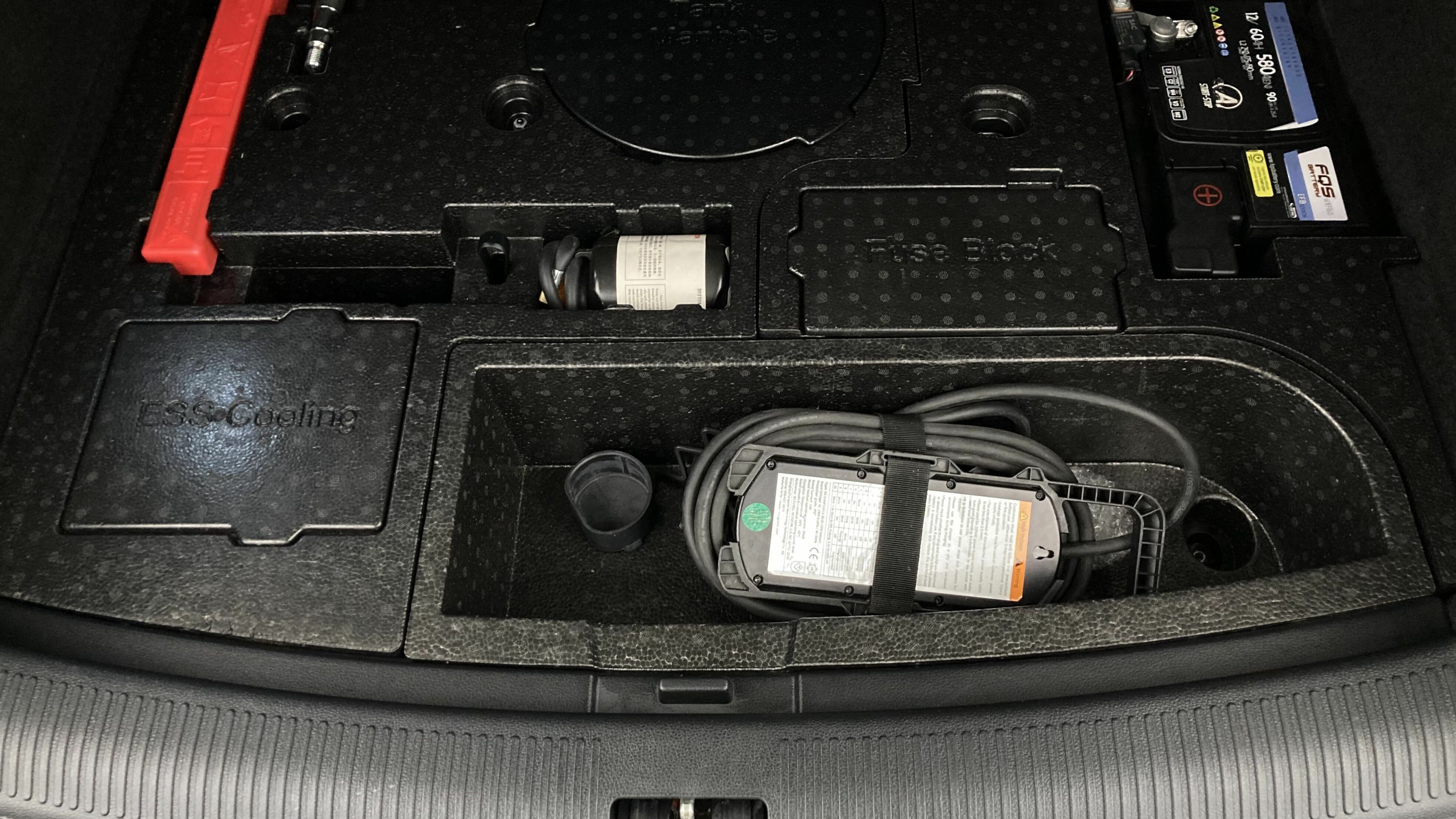 mg ehs phev luxury 1.5 T-GDI 258 PHEV 2023 bleak pearl 22