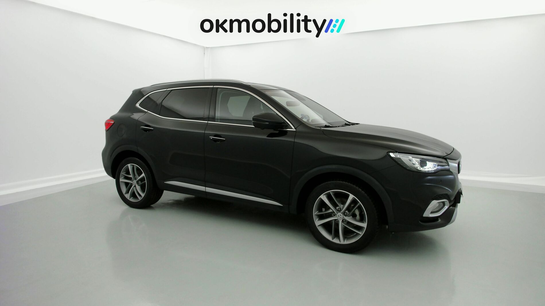 mg ehs phev luxury 1.5 T-GDI 258 PHEV 2023 bleak pearl 2