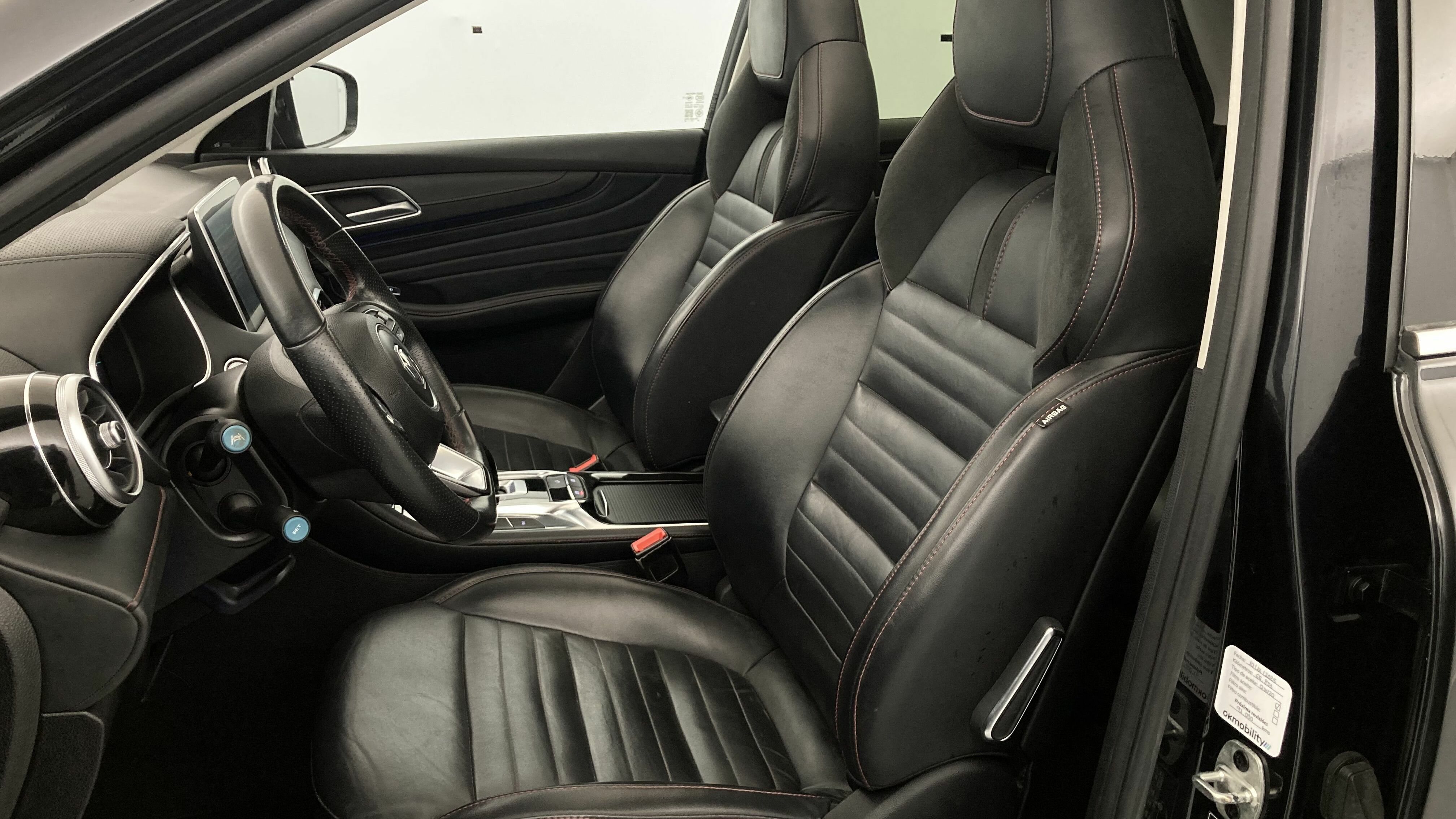 mg ehs phev luxury 1.5 T-GDI 258 PHEV 2023 bleak pearl 13