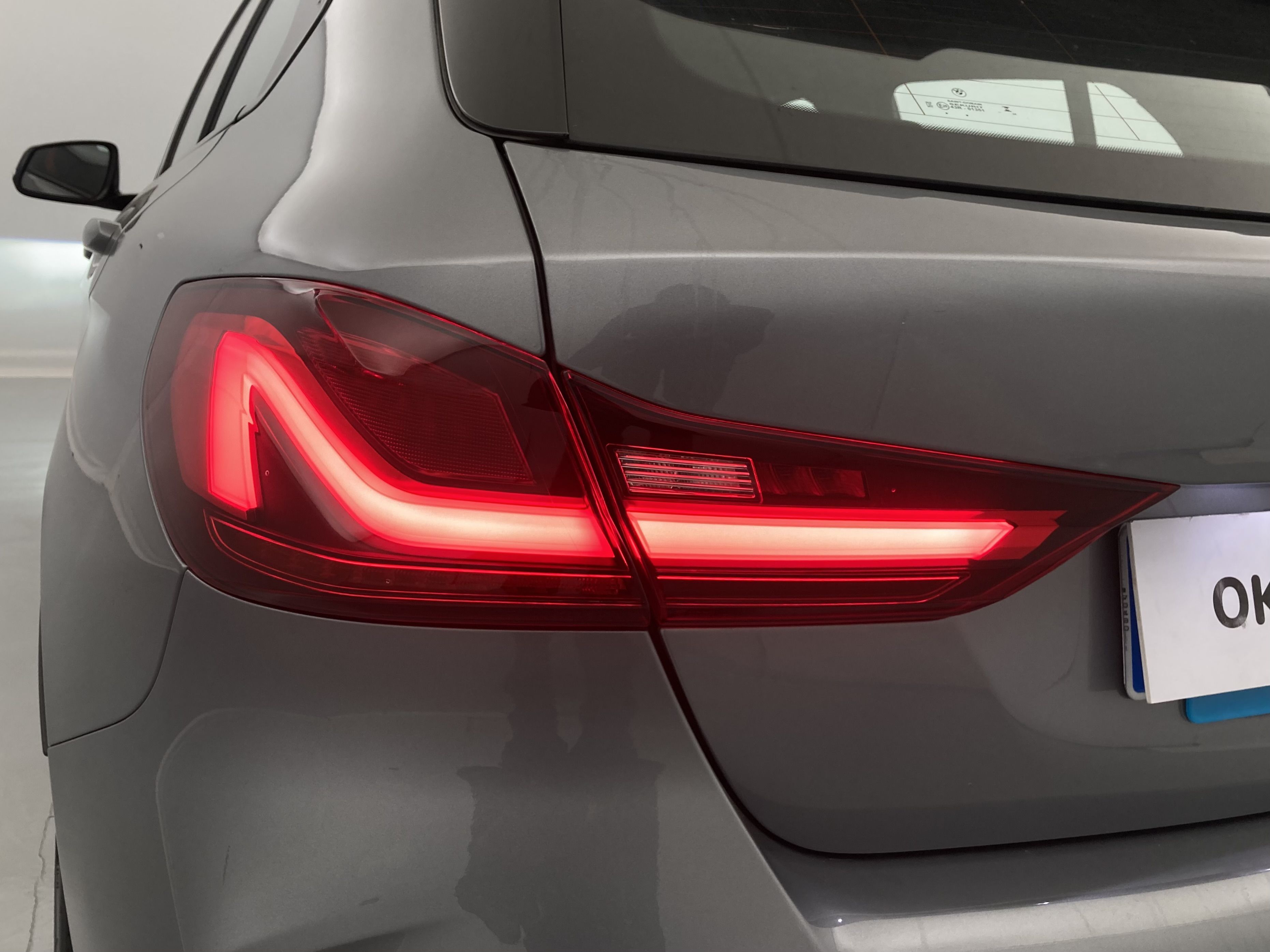 bmw serie 1 m sport colorvision 118I 136 STEPTRONIC 2024 skyscraper grau 16