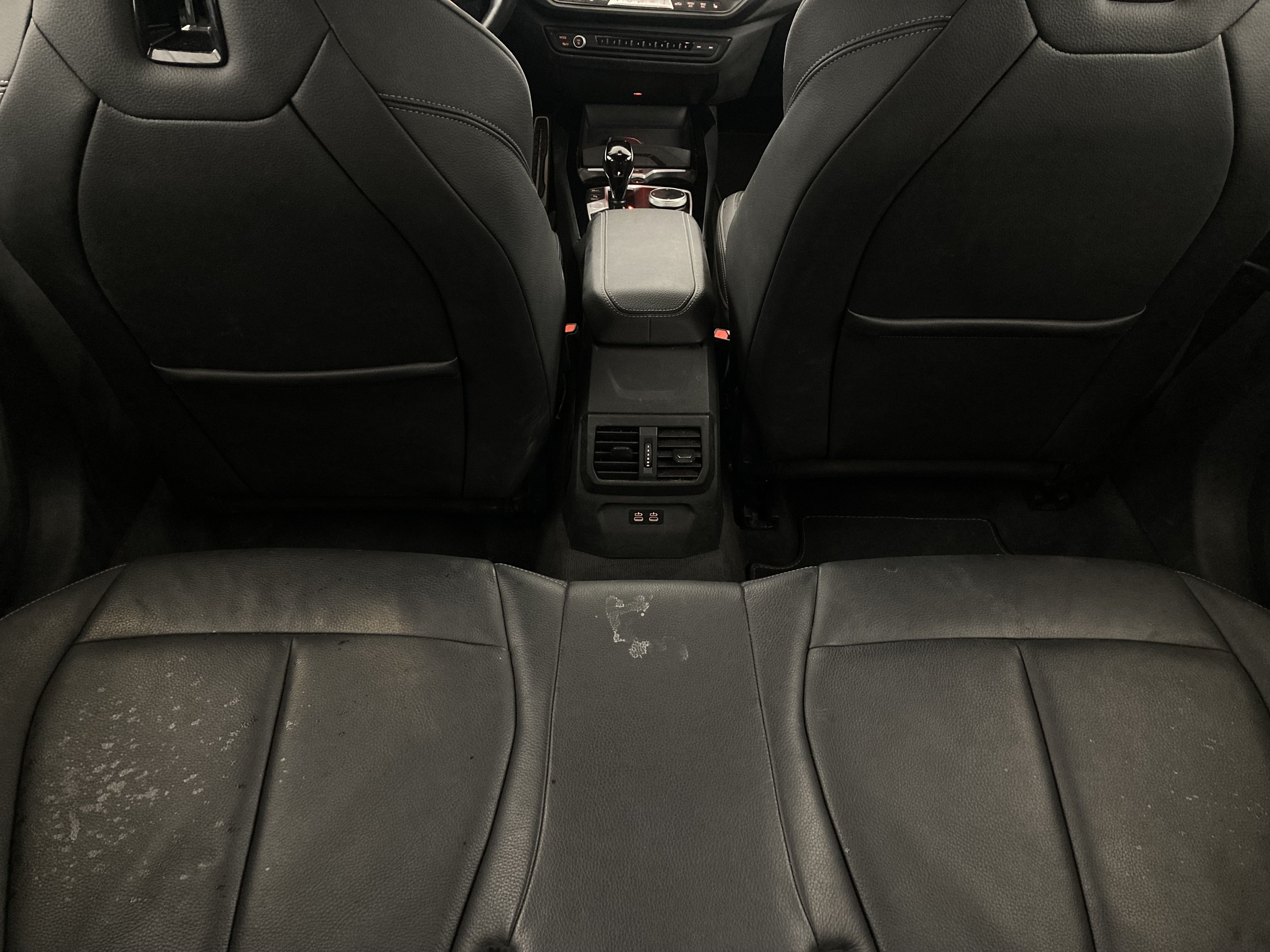 bmw serie 1 m sport colorvision 118I 136 STEPTRONIC 2024 skyscraper grau 17