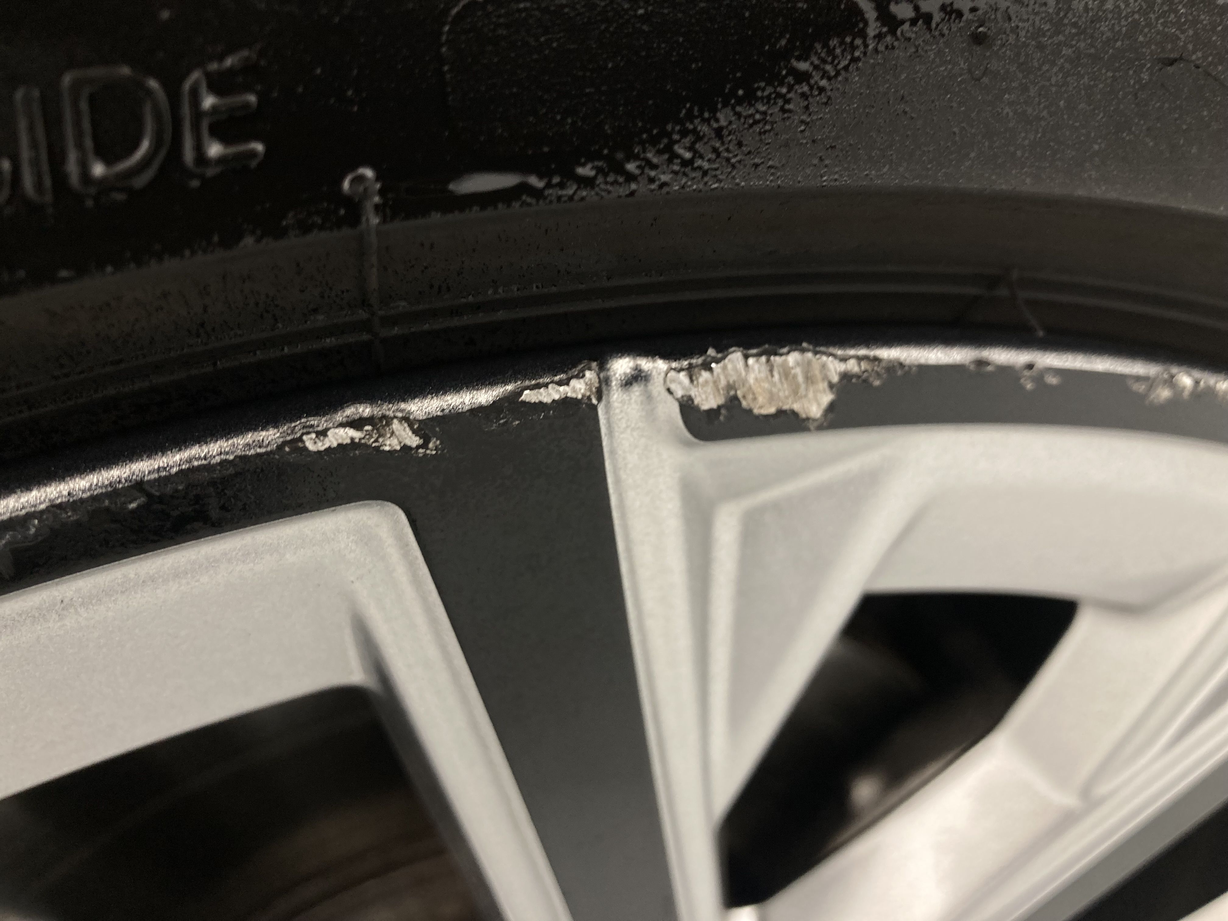 bmw serie 1 m sport colorvision 118I 136 STEPTRONIC 2024 skyscraper grau 26