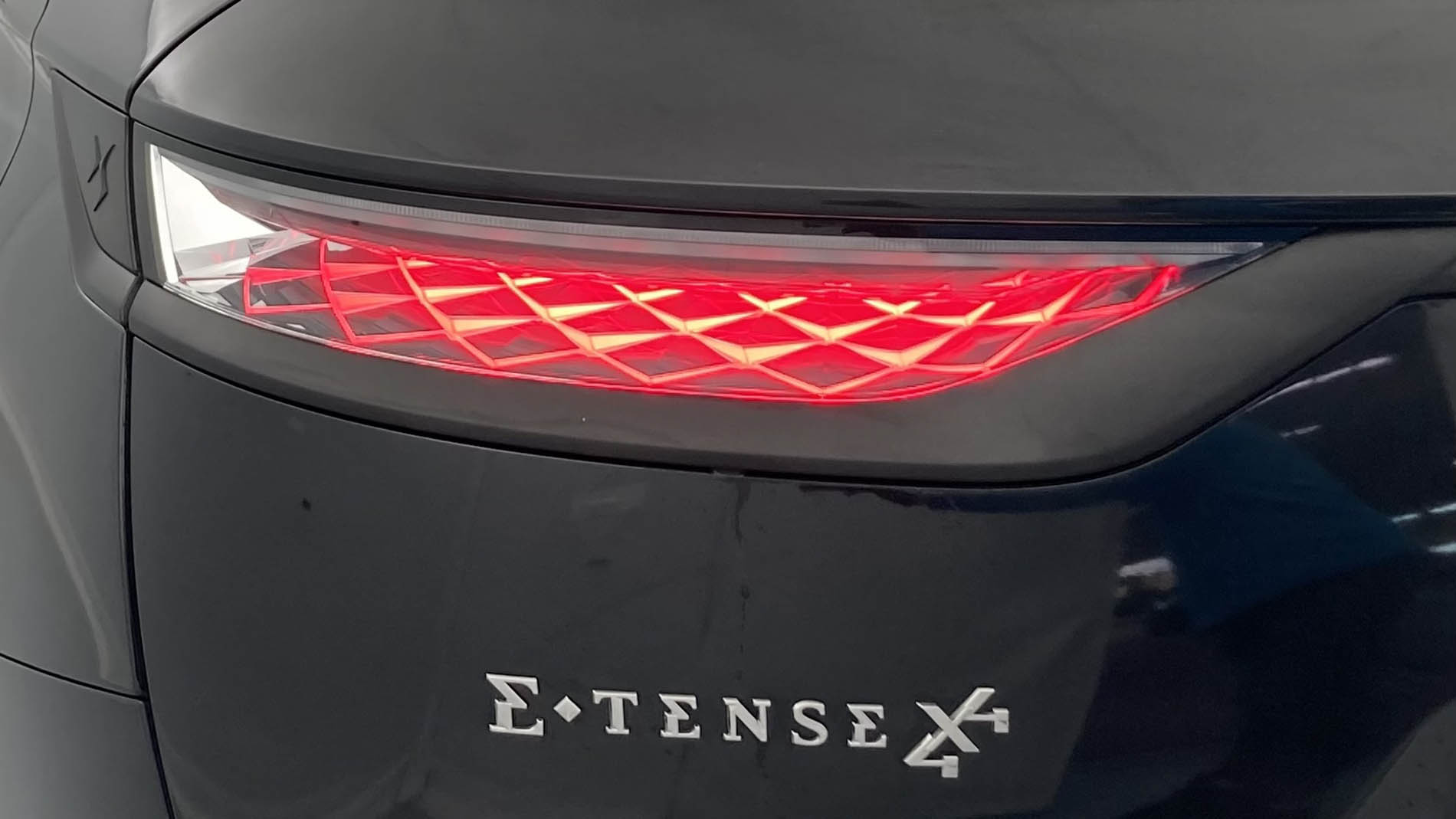 ds ds7 crossback performance line + E-TENSE 300 CA 2021 negro perla 29