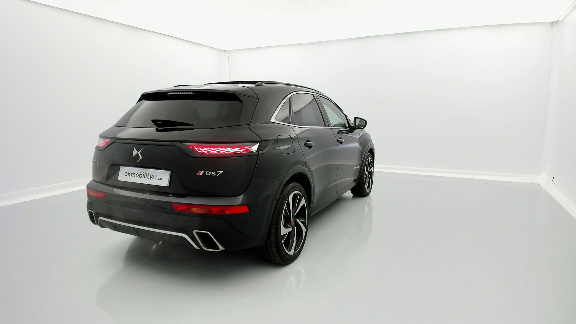 ds ds7 crossback performance line + E-TENSE 300 CA 2021 negro perla 11